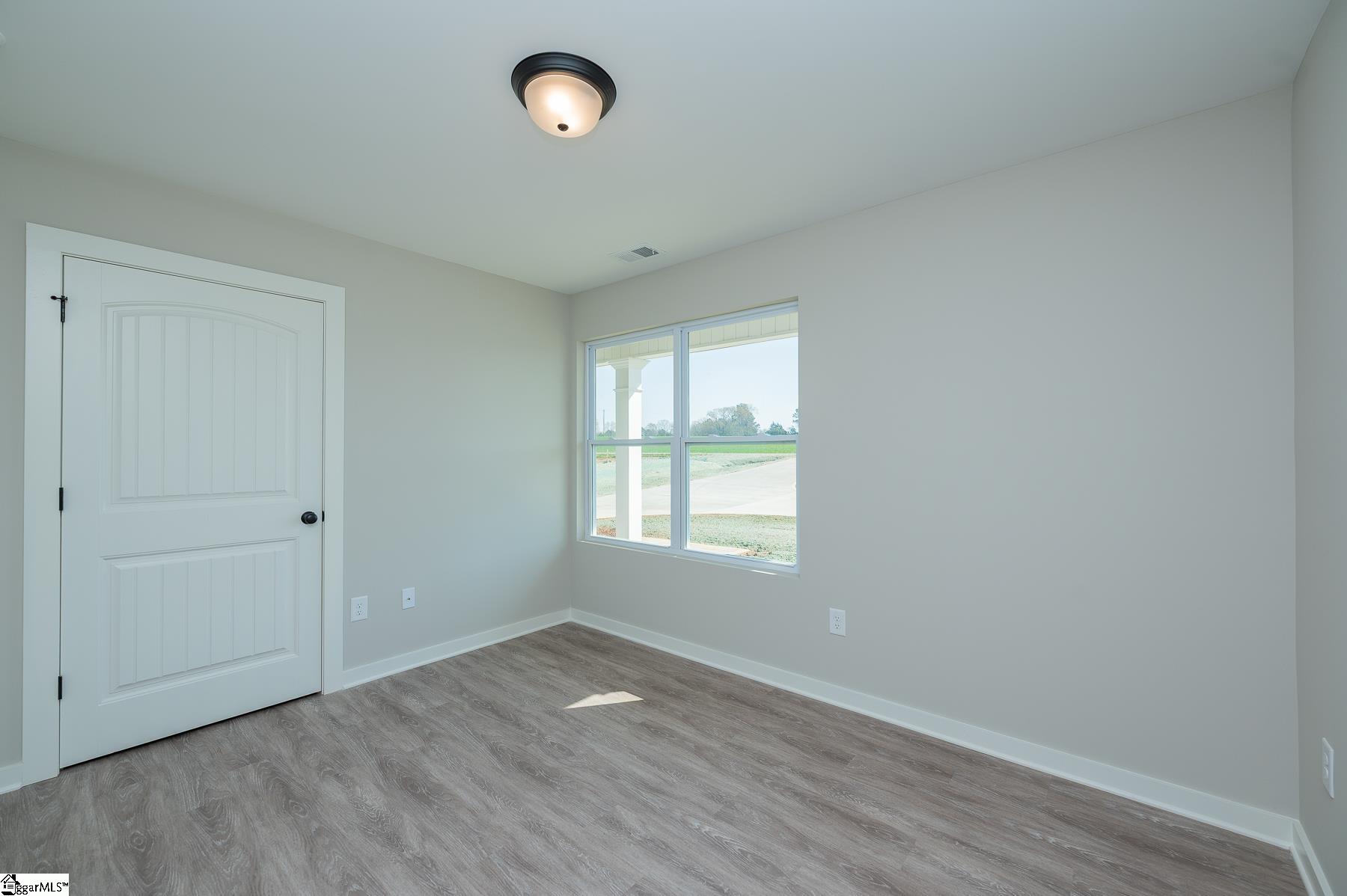 9892 Highway 252 Property Photo 24