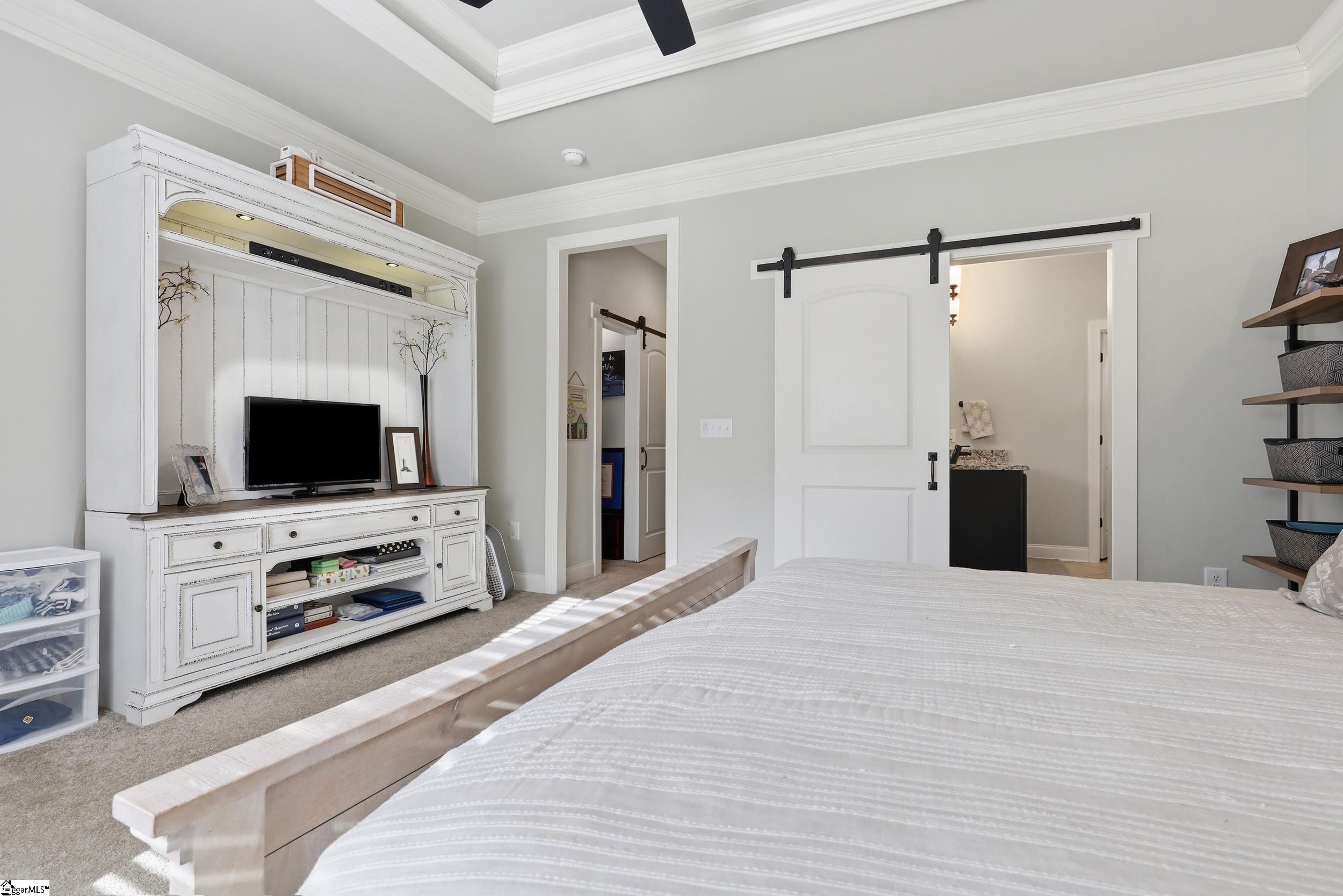1585544 Property Photo 4