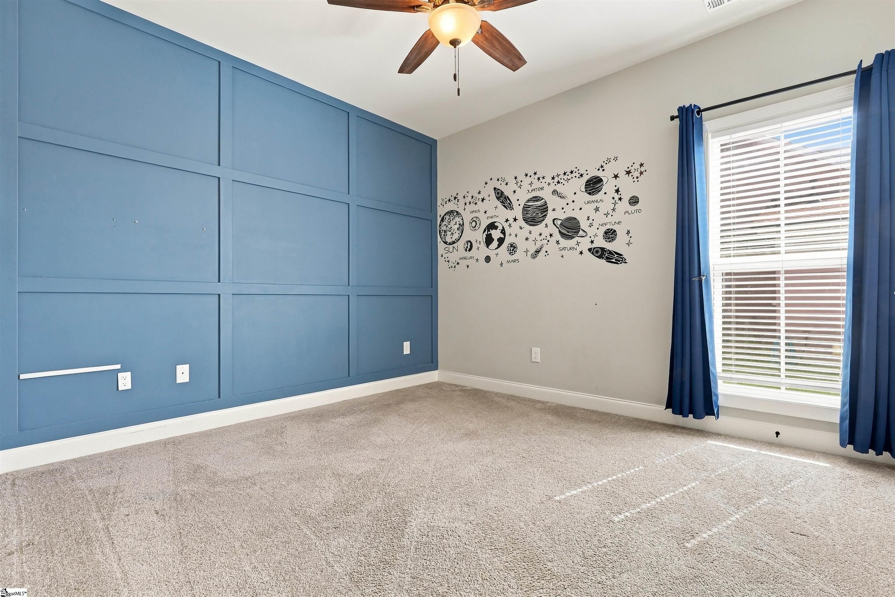 1585544 Property Photo 15