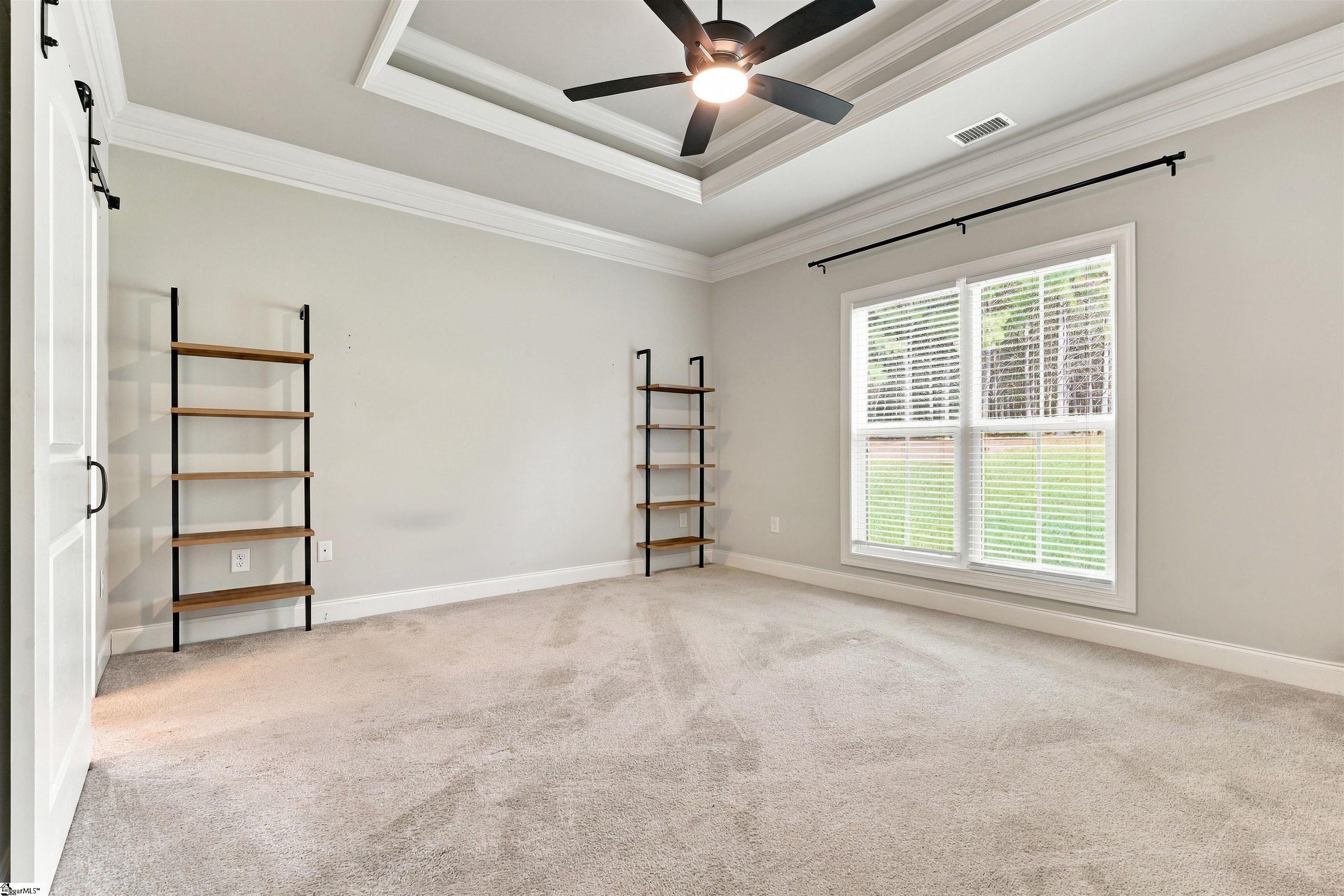 1585544 Property Photo 17