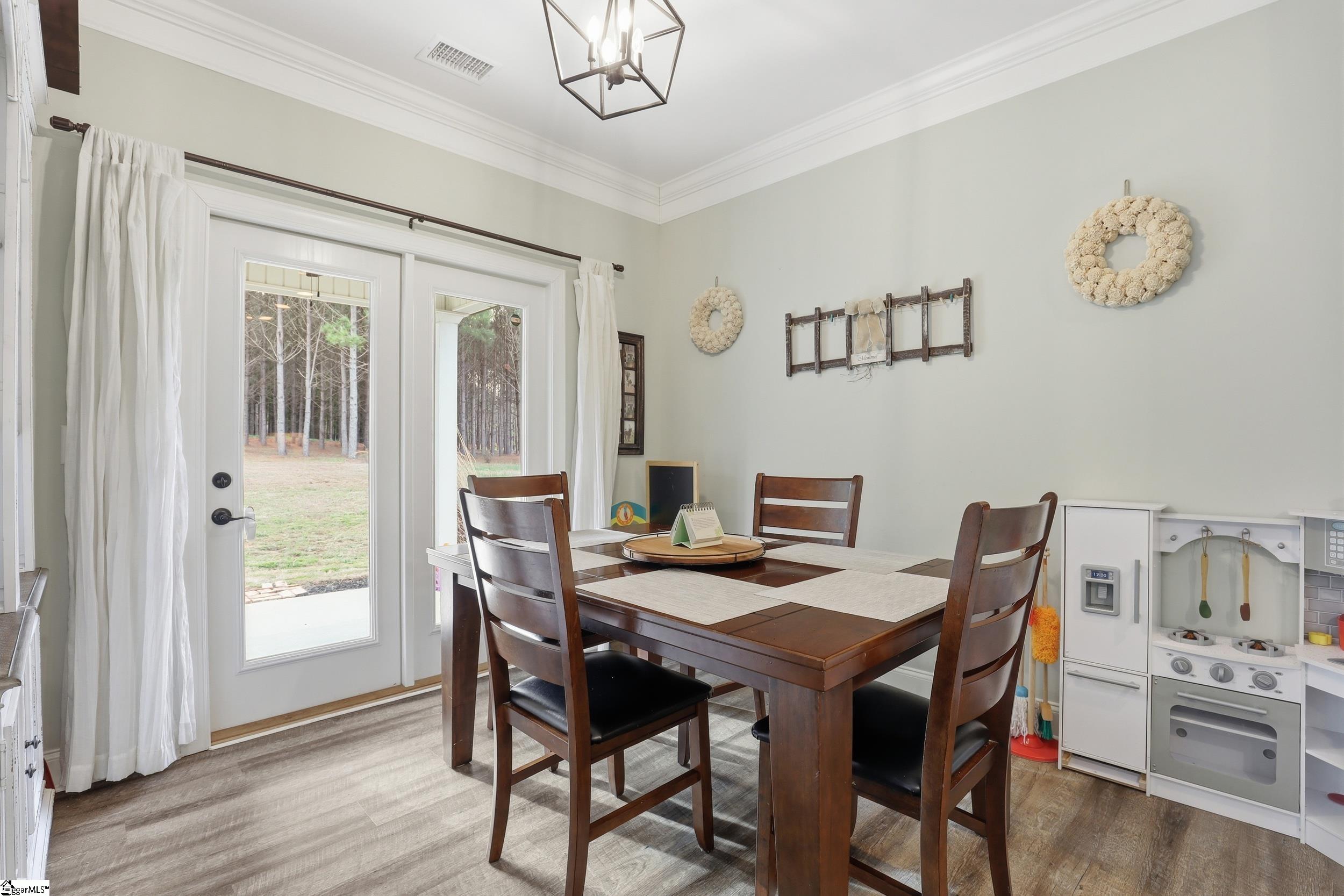 1585544 Property Photo 20