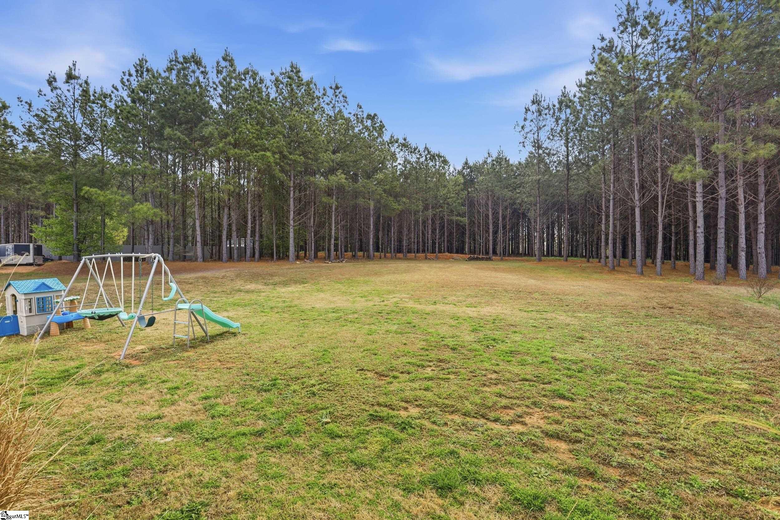 1585544 Property Photo 22