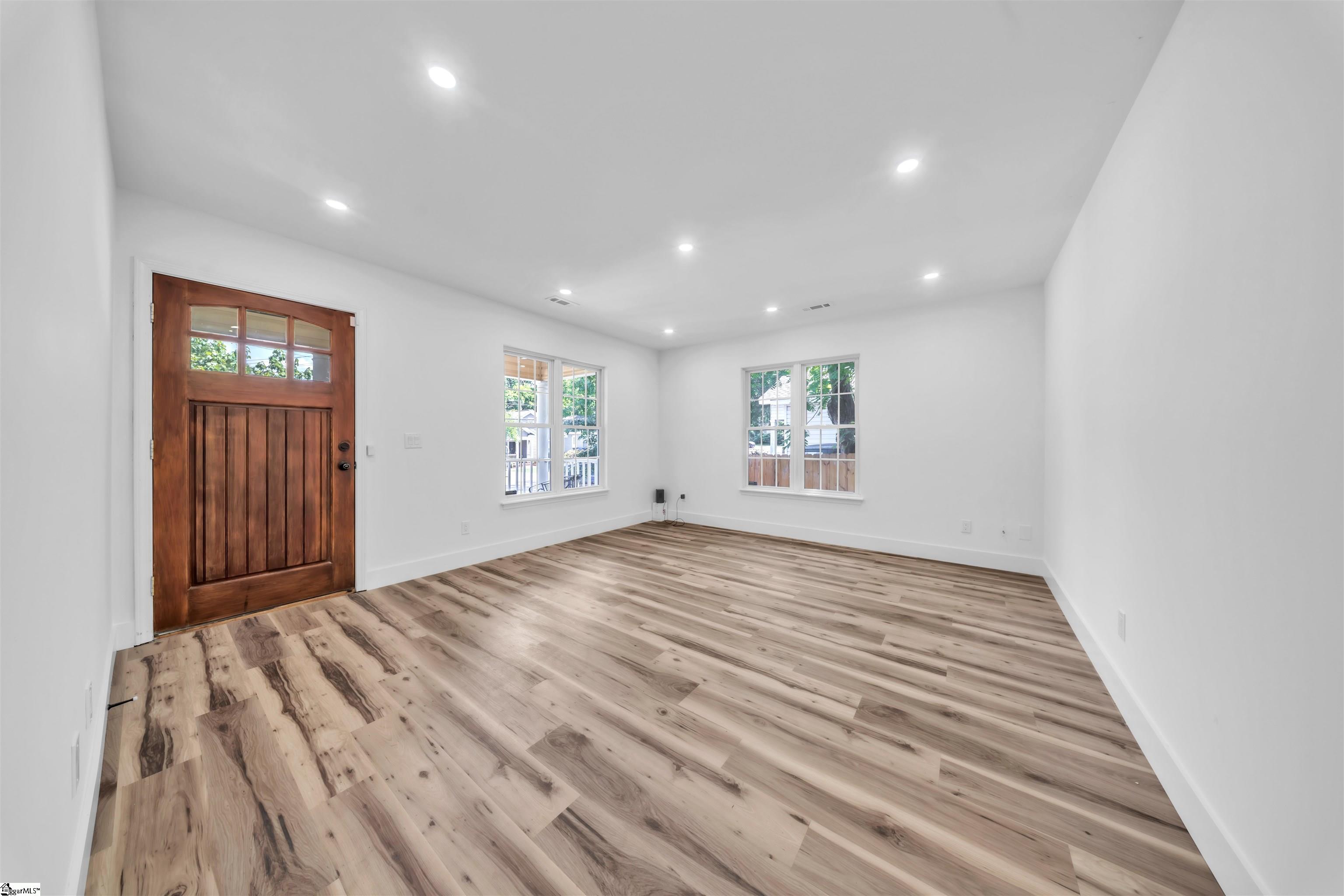 409 Gower Street Property Photo 3