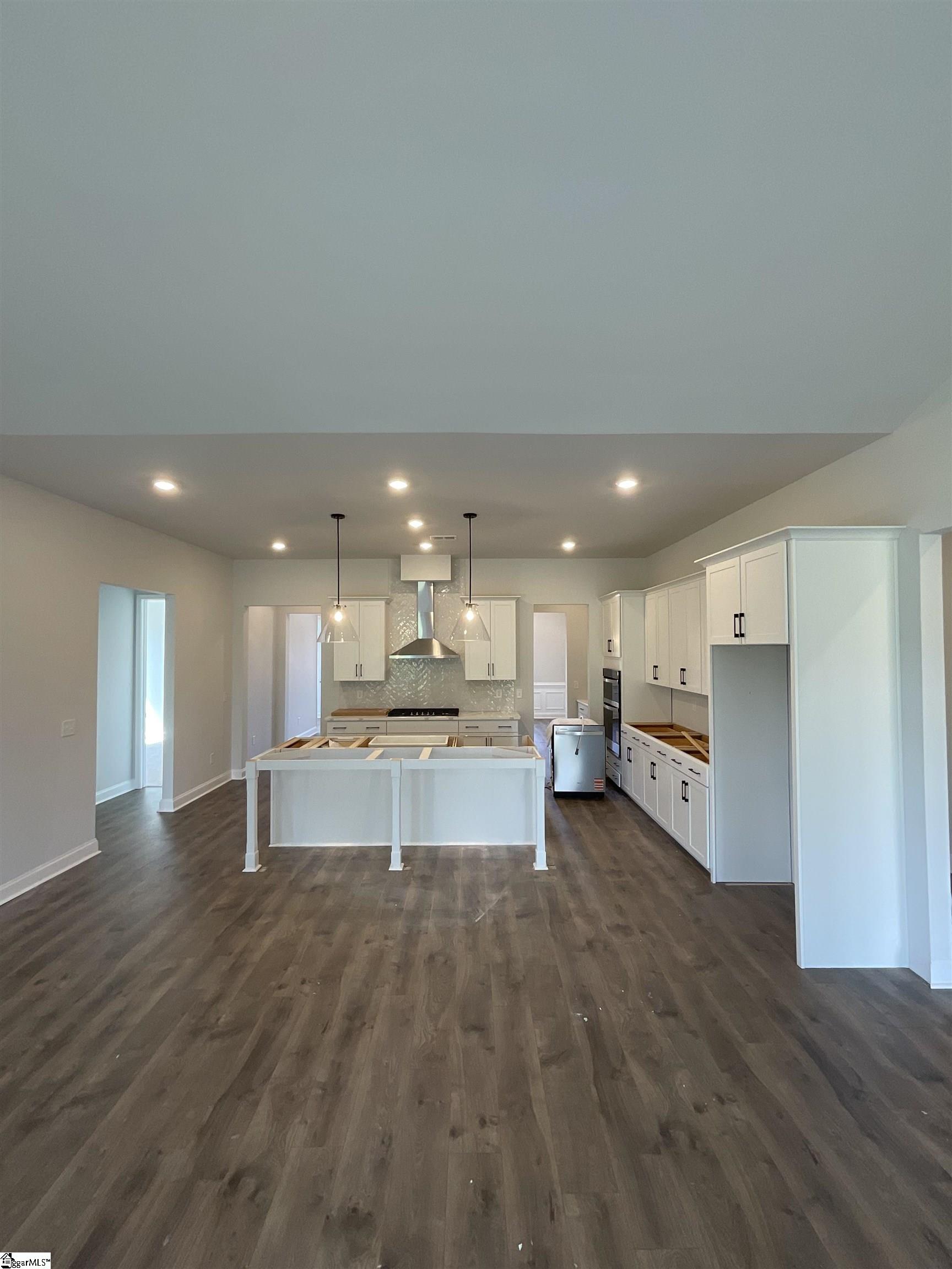 401 Rustic Outland Drive Property Photo 11