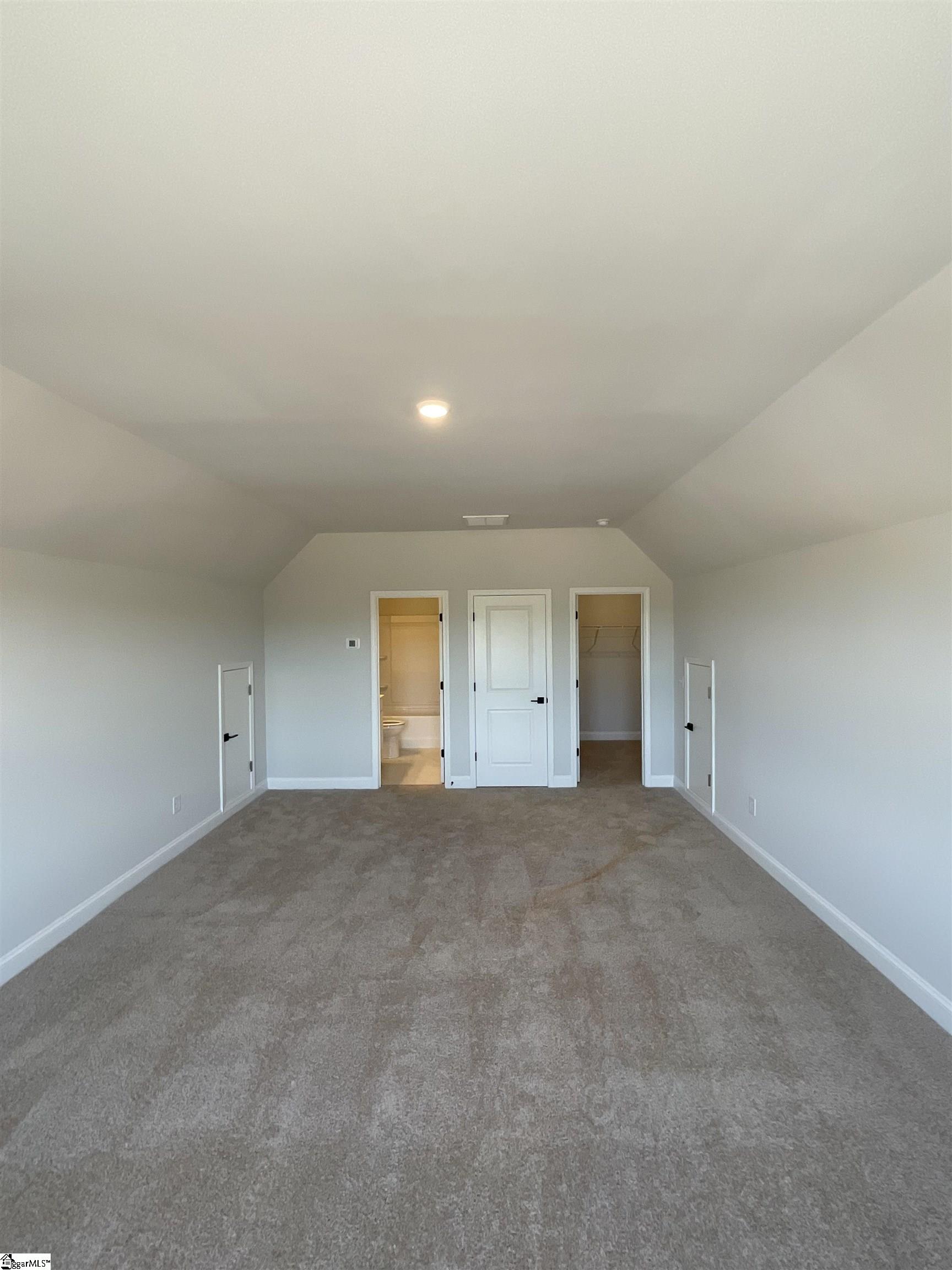 401 Rustic Outland Drive Property Photo 27