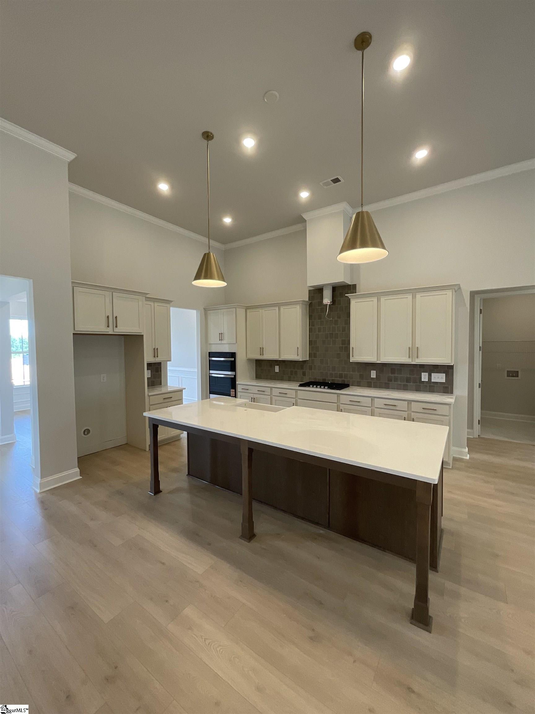 608 Timber Grove Drive Property Photo 10