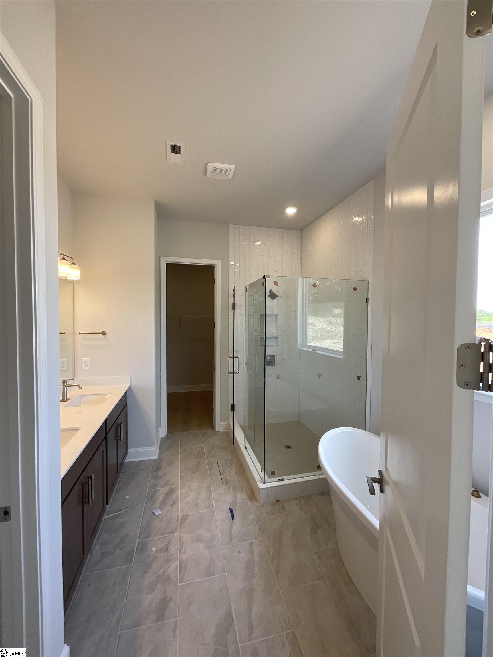 608 Timber Grove Drive Property Photo 19