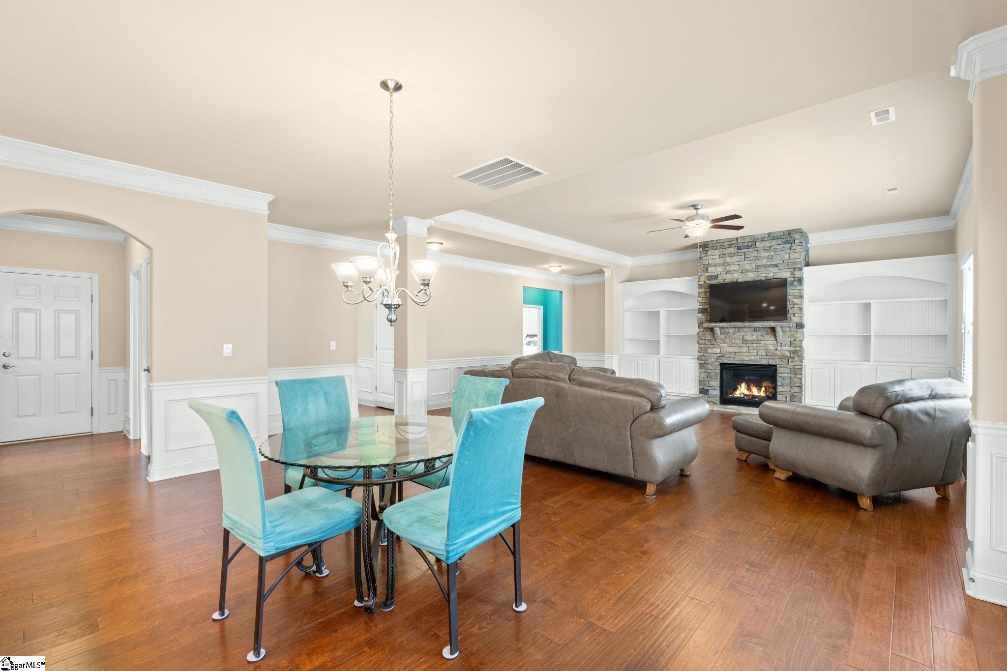 112 Ivy Woods Court Property Photo 10