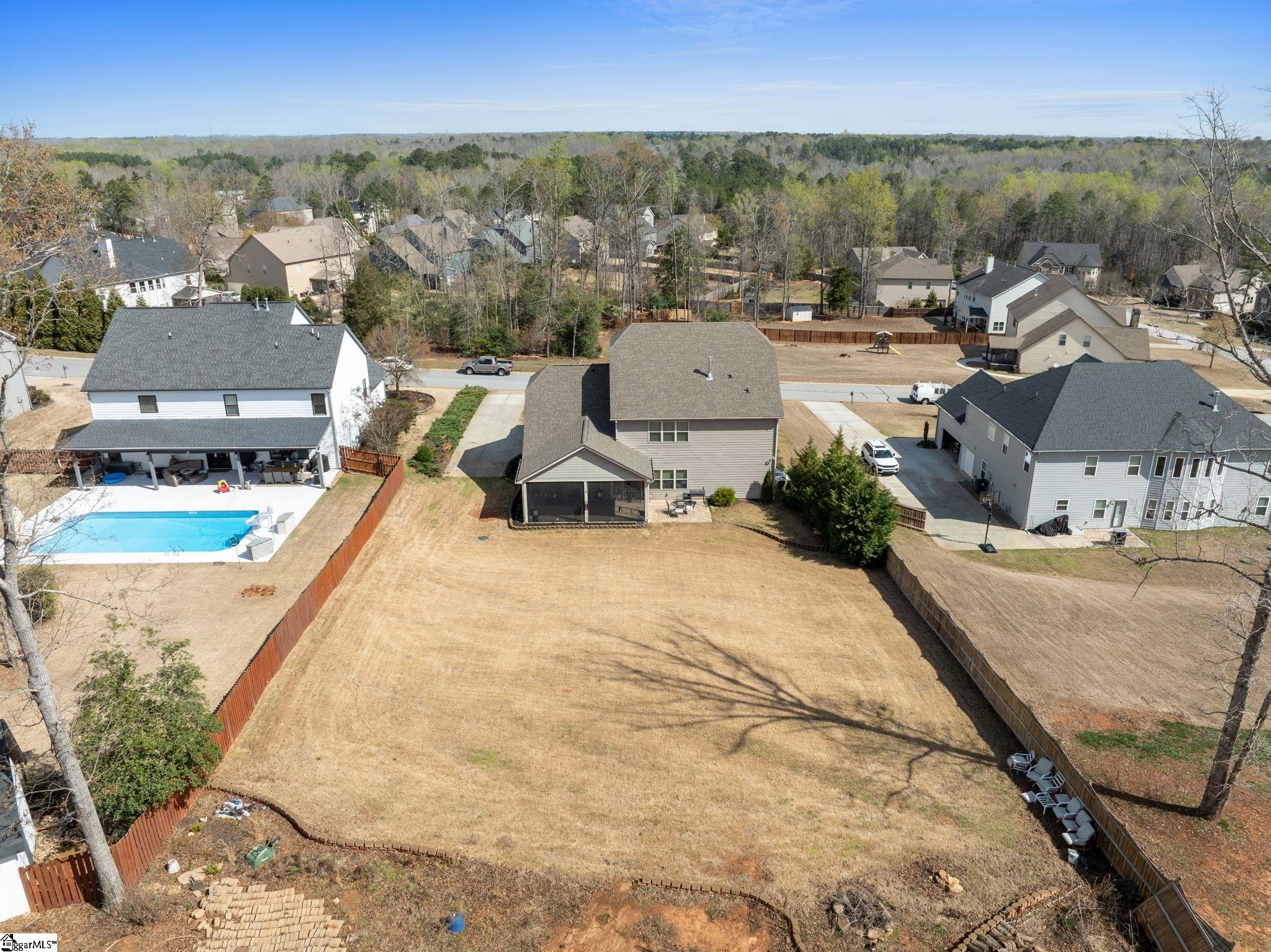 112 Ivy Woods Court Property Photo 28
