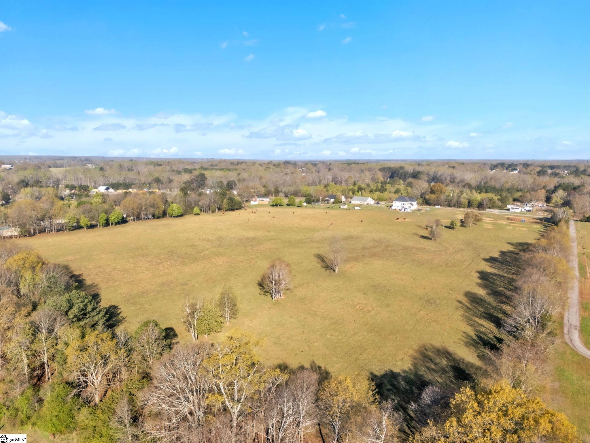 1585647 Property Photo 4