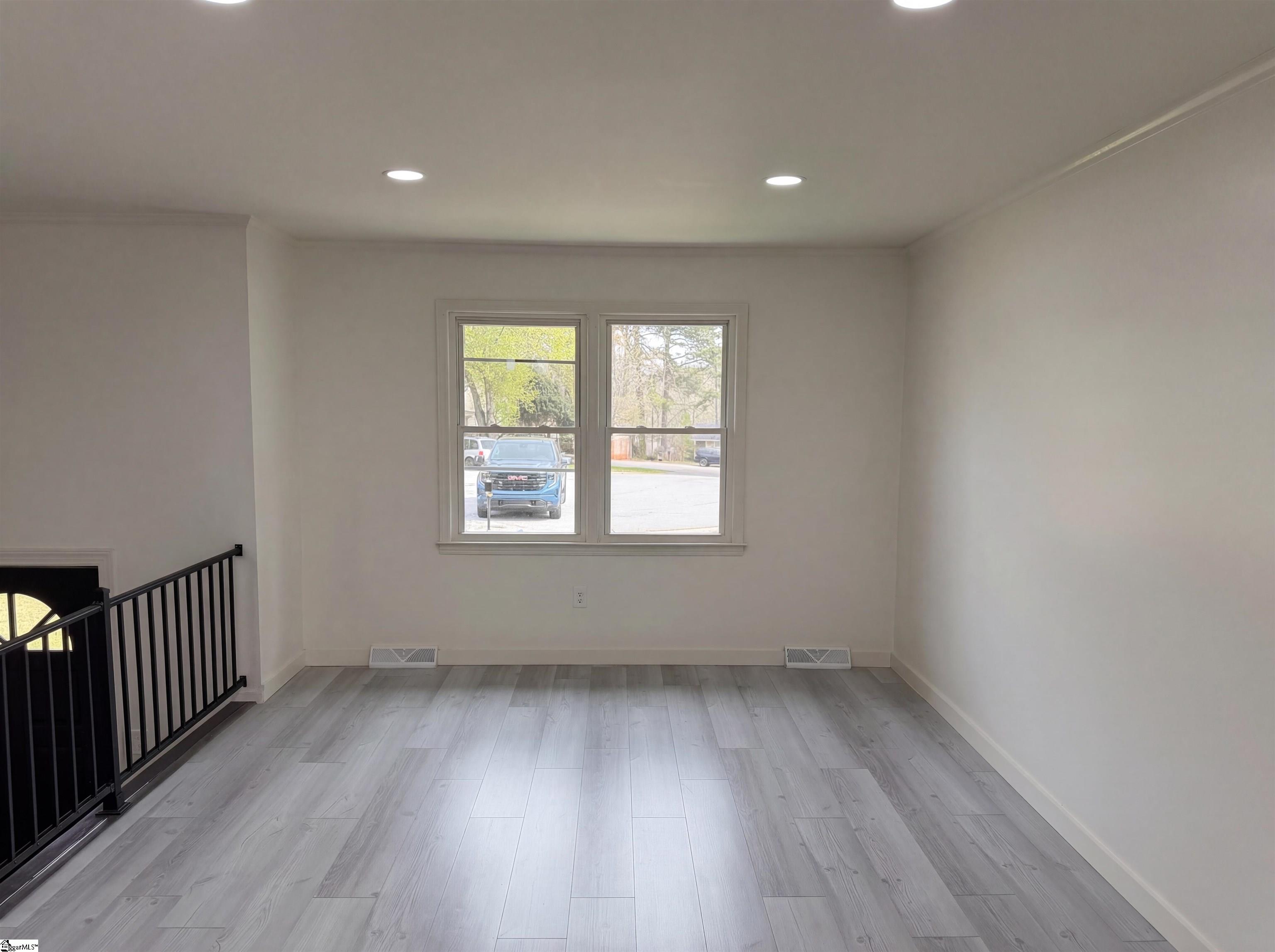 105 Foxhall Court Property Photo 3