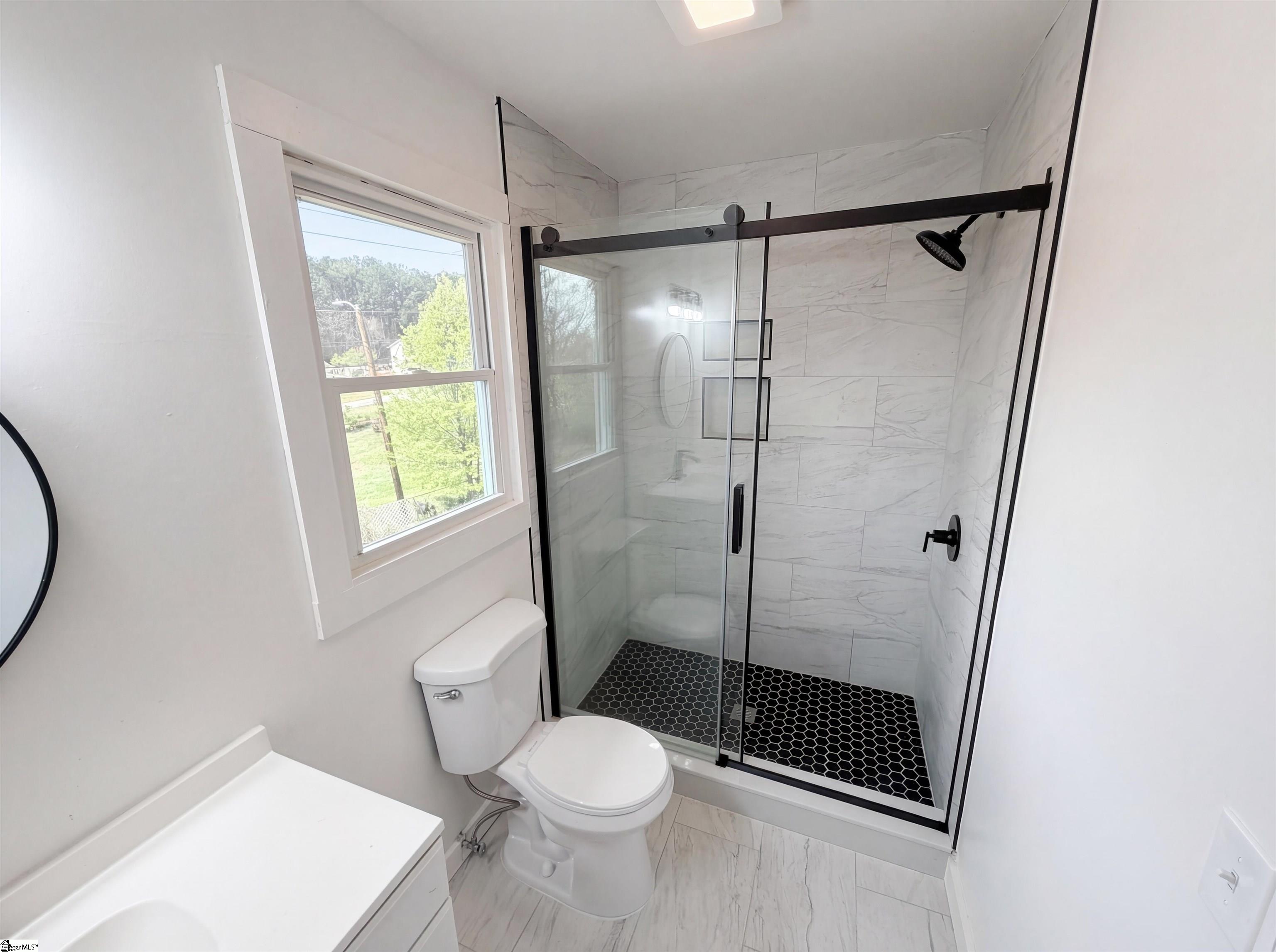 105 Foxhall Court Property Photo 17