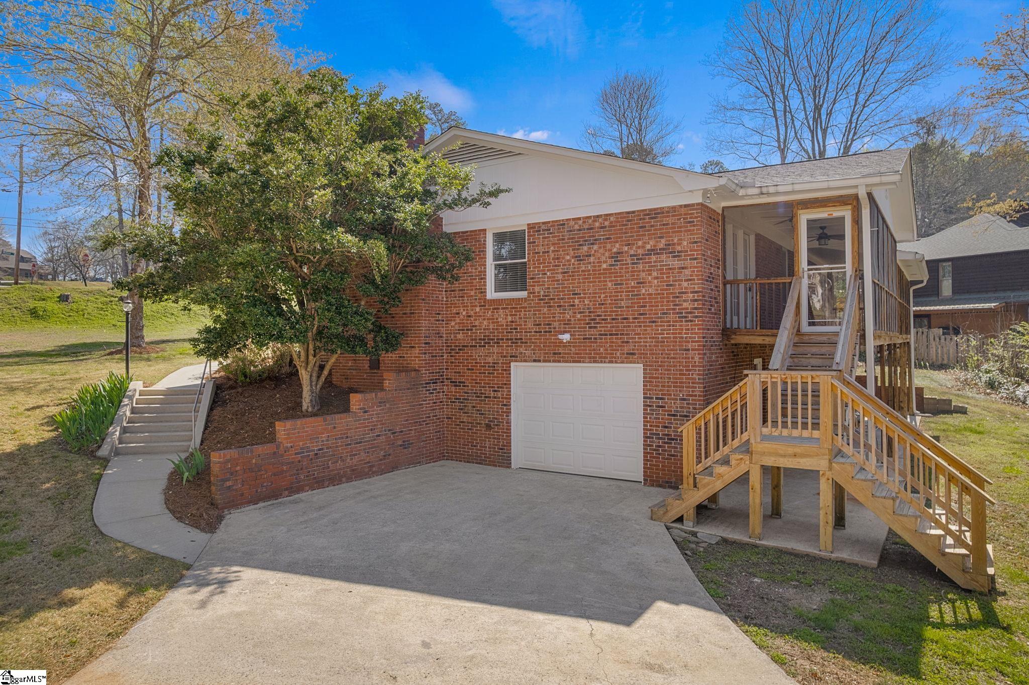 101 Cardinal Drive Property Photo 43