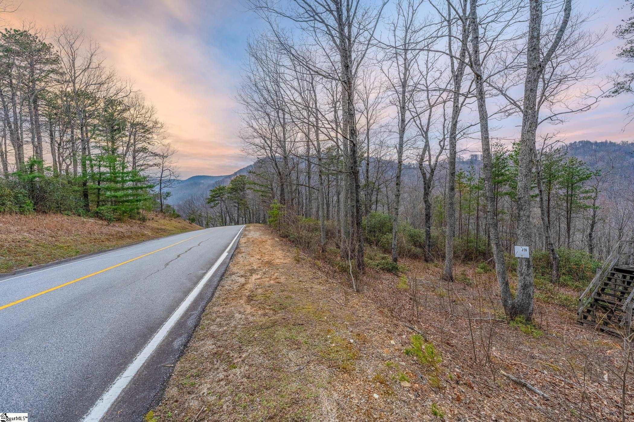 901 Mountain Summit Road Property Photo 2