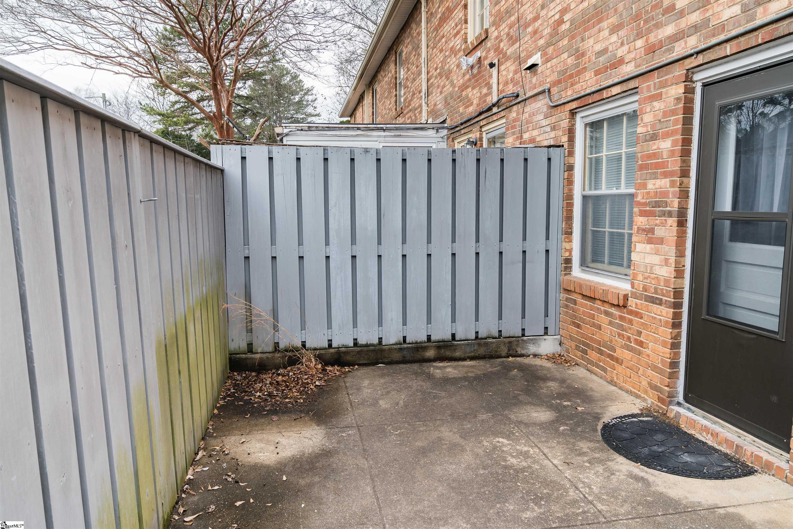 1466 B Dover Road Property Photo 27