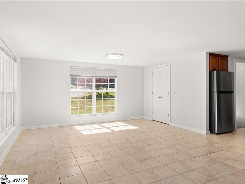 1028 Pinelake Drive Property Photo 3