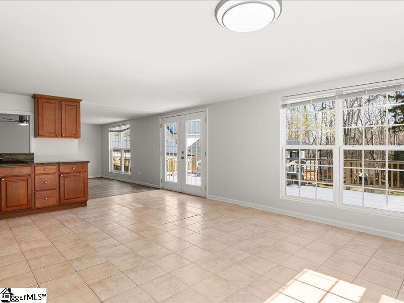 1028 Pinelake Drive Property Photo 7