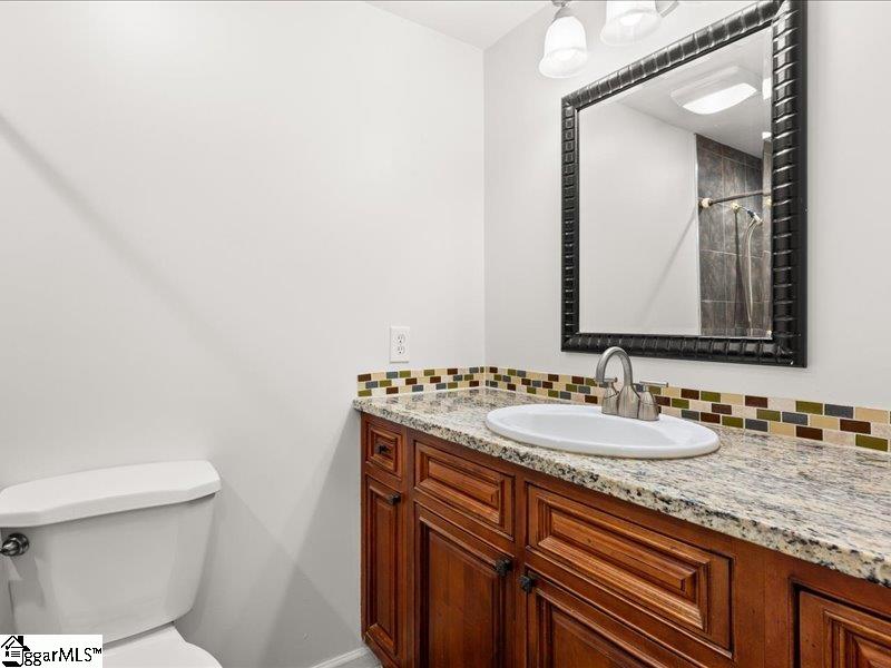 1028 Pinelake Drive Property Photo 14