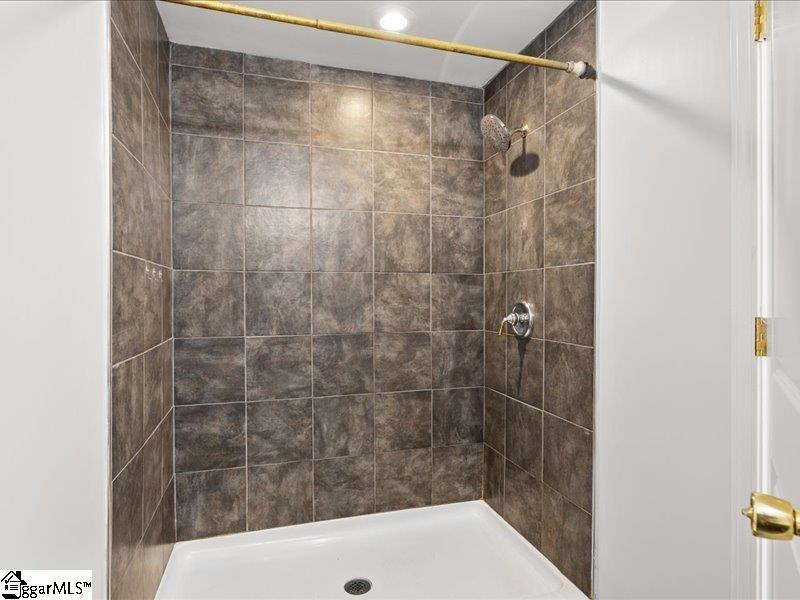 1028 Pinelake Drive Property Photo 21