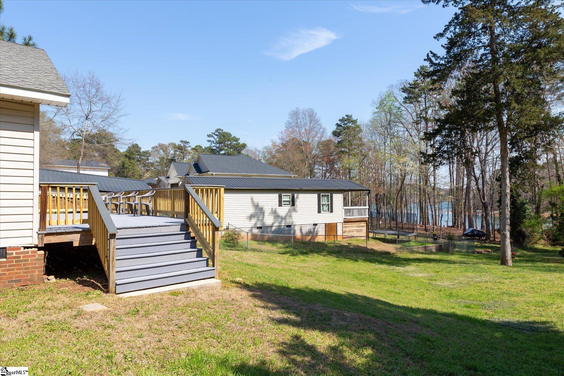 1028 Pinelake Drive Property Photo 35