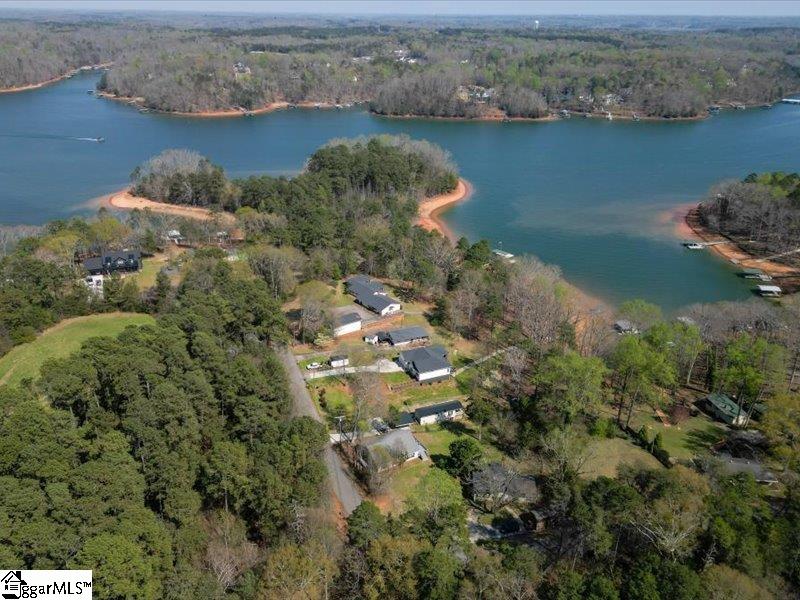 1028 Pinelake Drive Property Photo 45