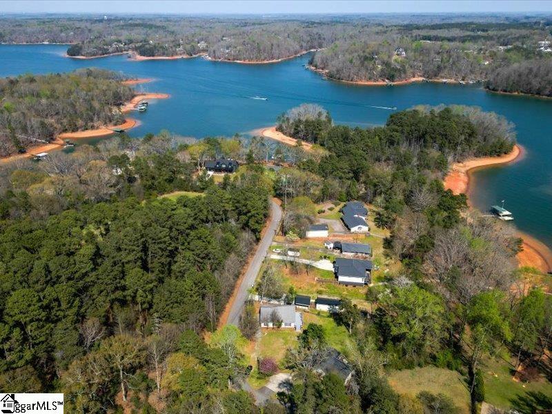 1028 Pinelake Drive Property Photo 46