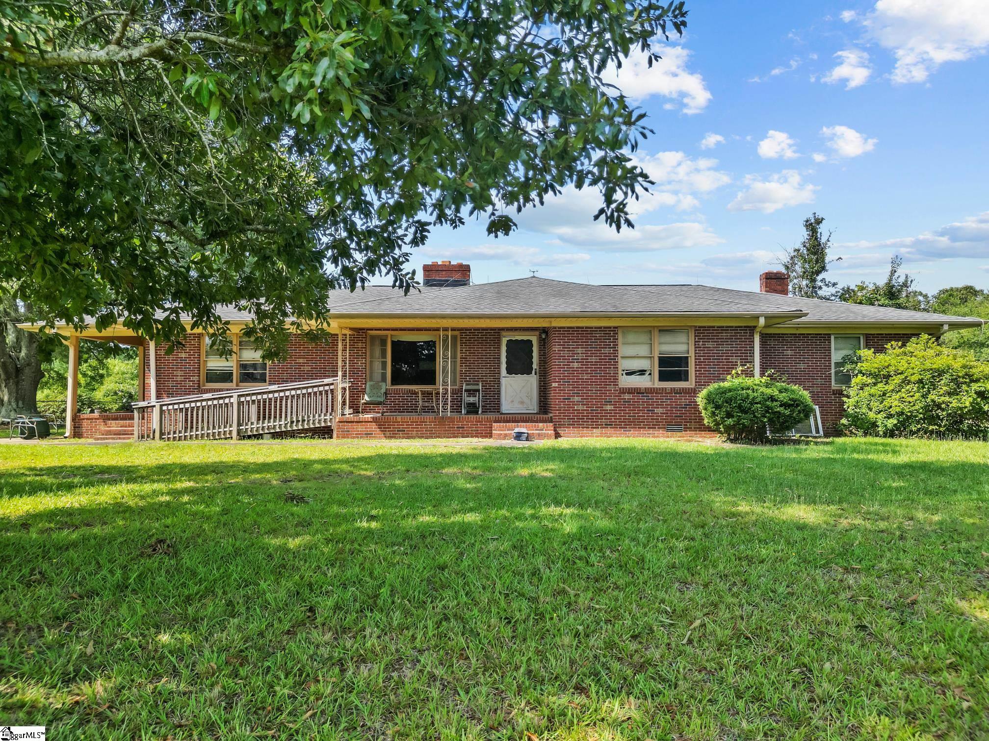 100 Gunter Road Property Photo 6