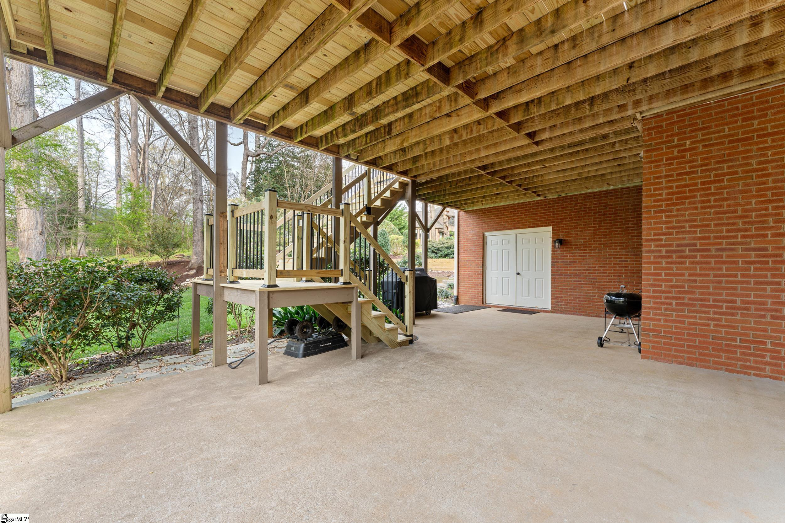 501 River Walk Drive Property Photo 37