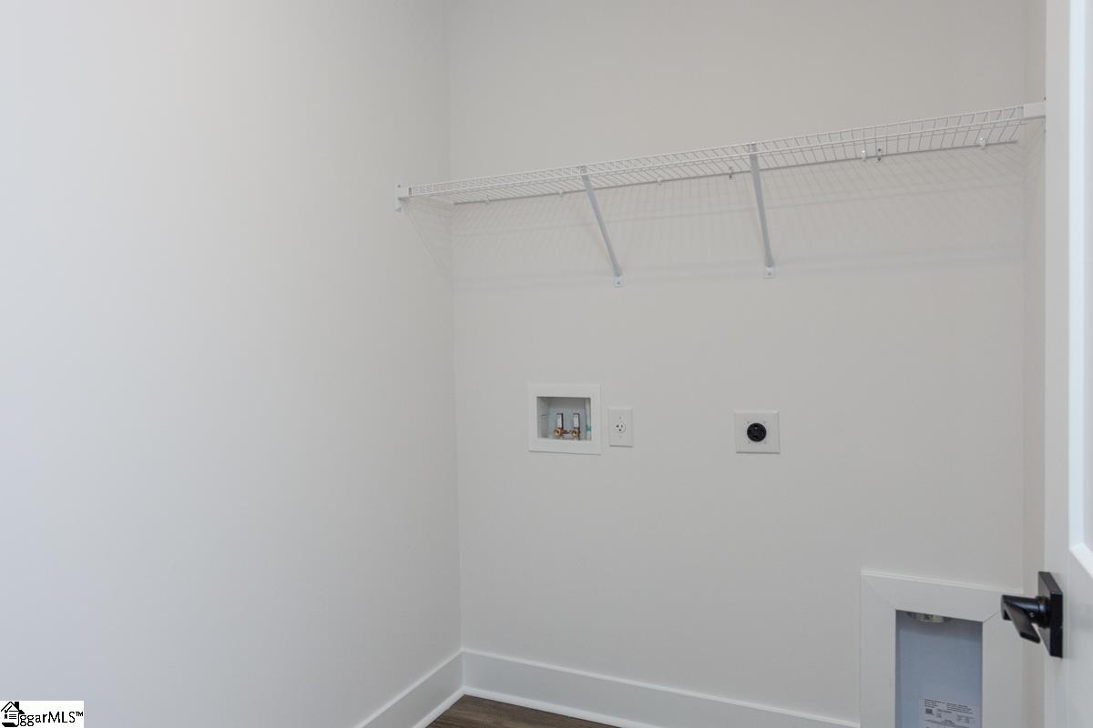 612 Farcroft Trail Property Photo 18
