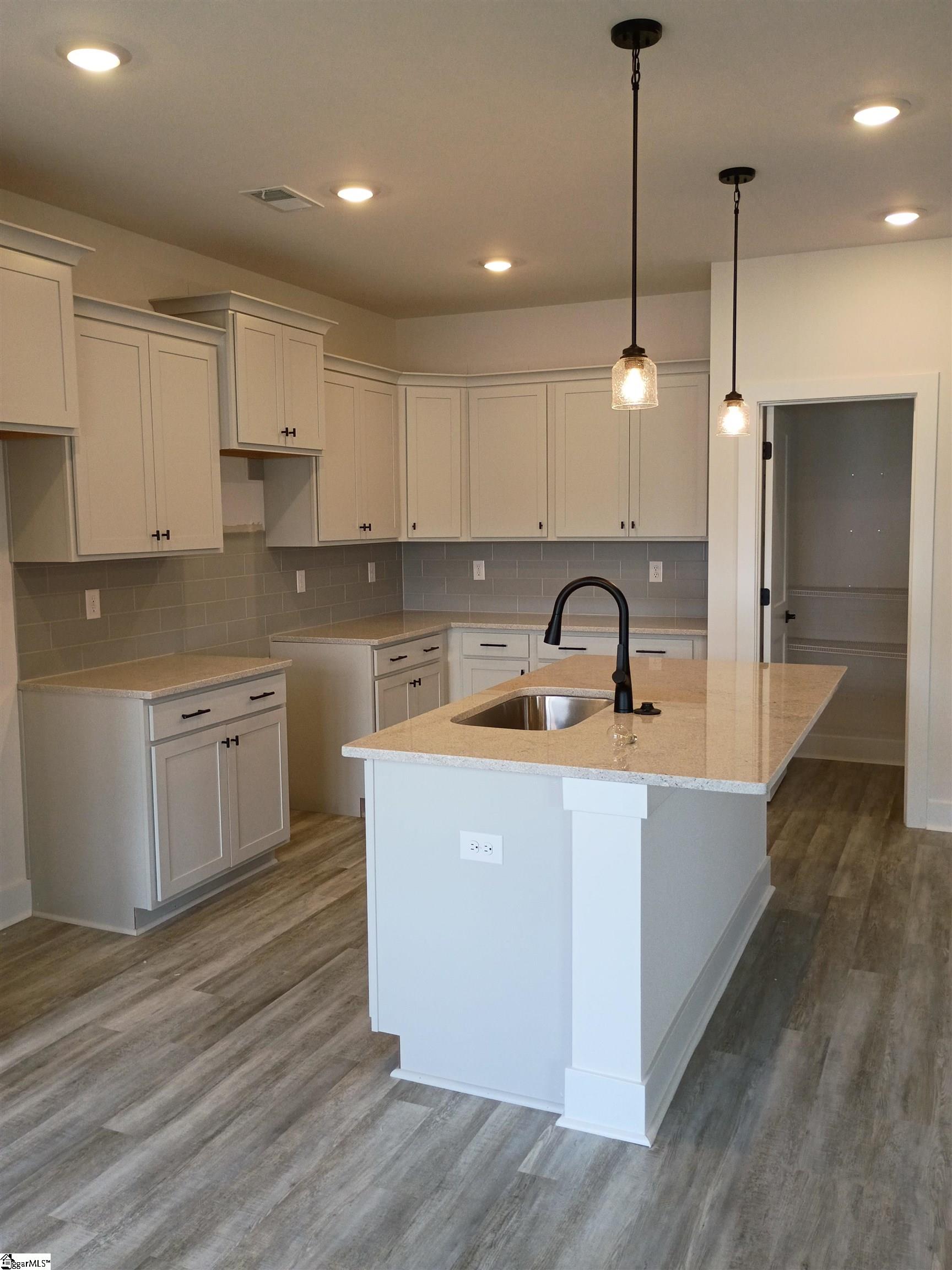 202 Glencliff Way Property Photo 18