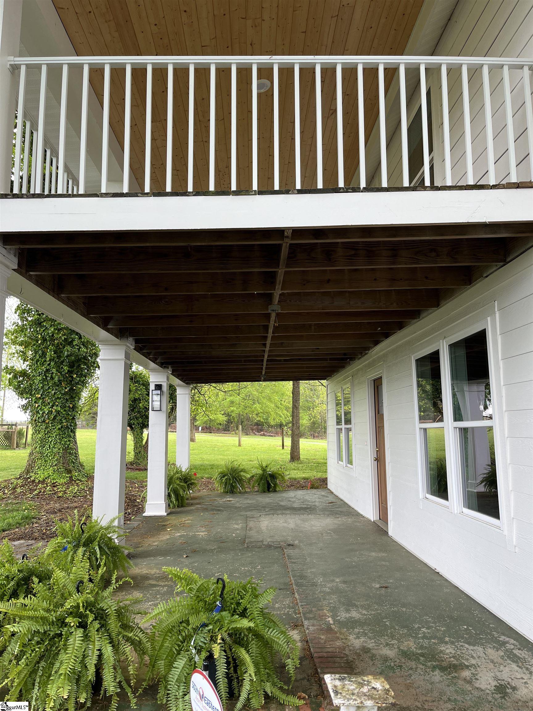 10049 Old White Horse Road Property Photo 6
