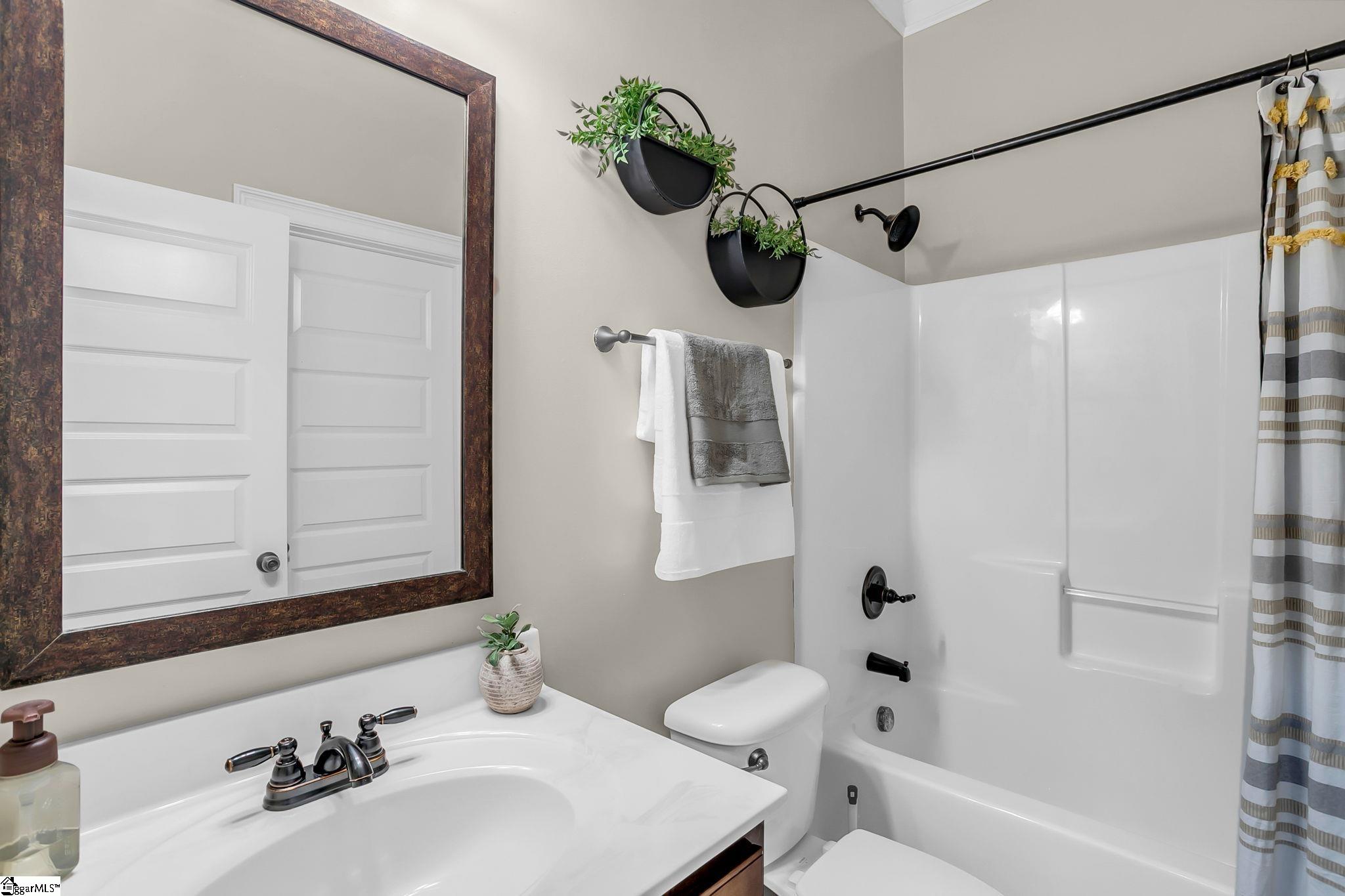 209 Tuscany Falls Drive Property Photo 19