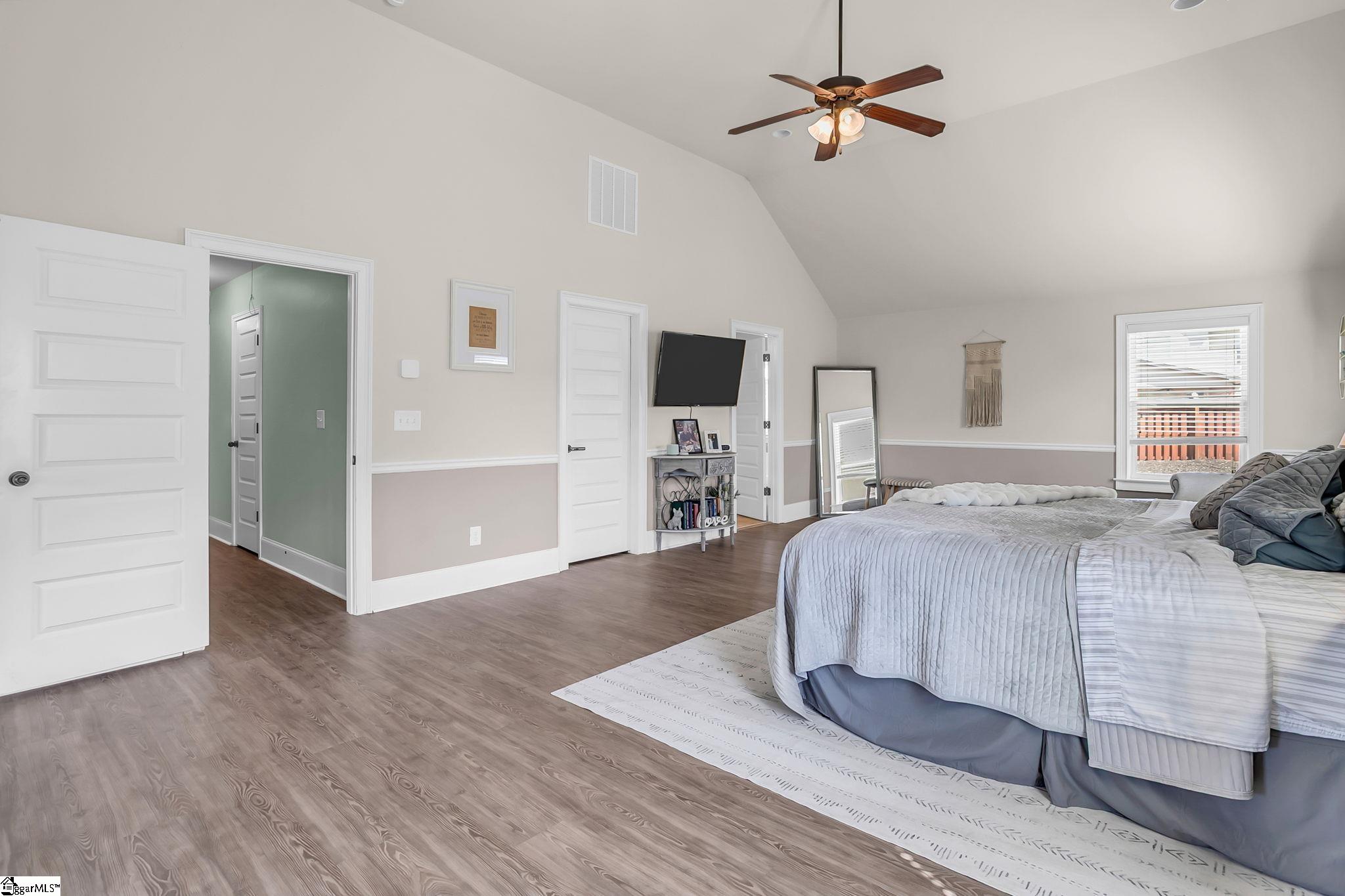 209 Tuscany Falls Drive Property Photo 27