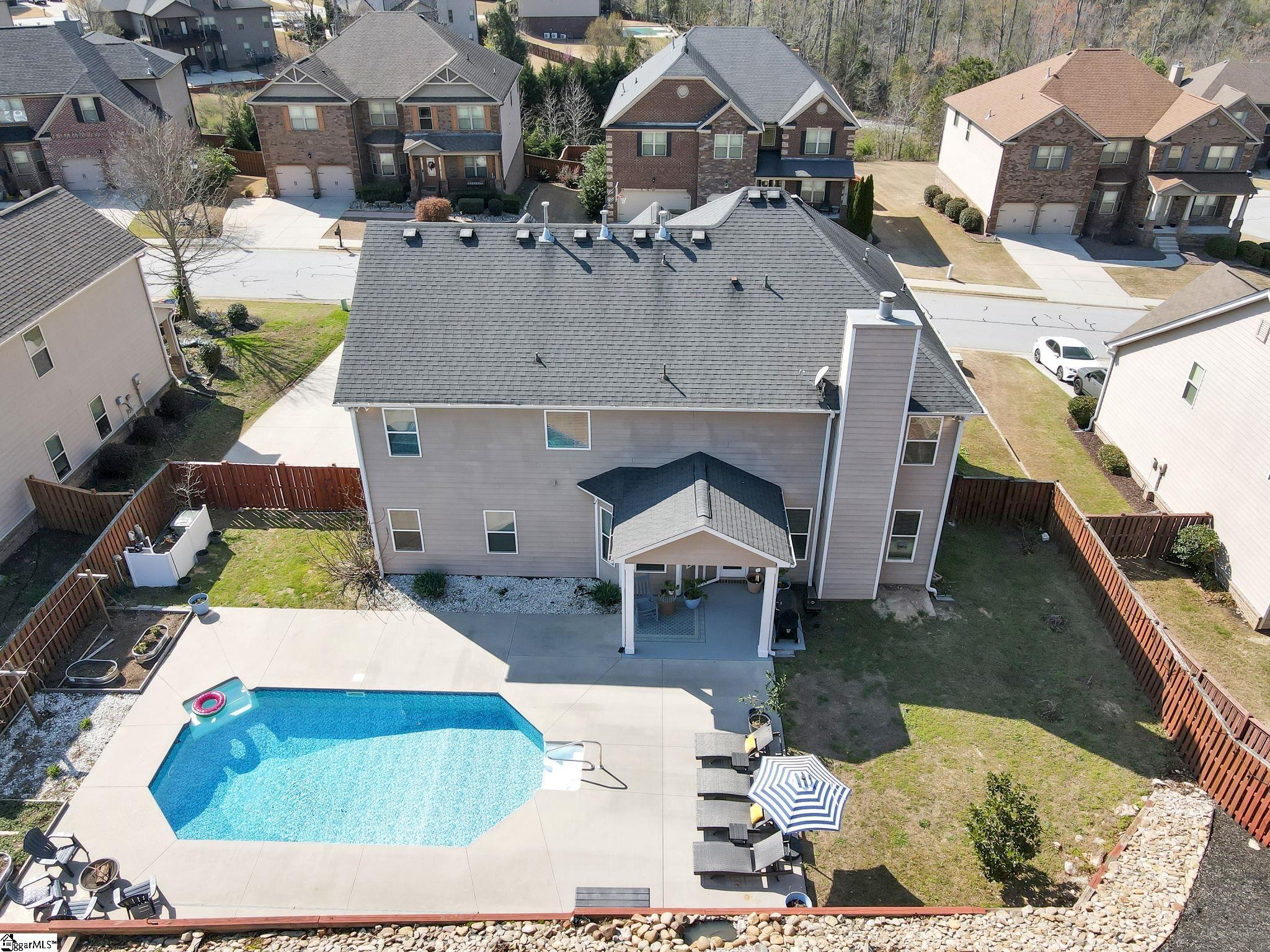209 Tuscany Falls Drive Property Photo 39