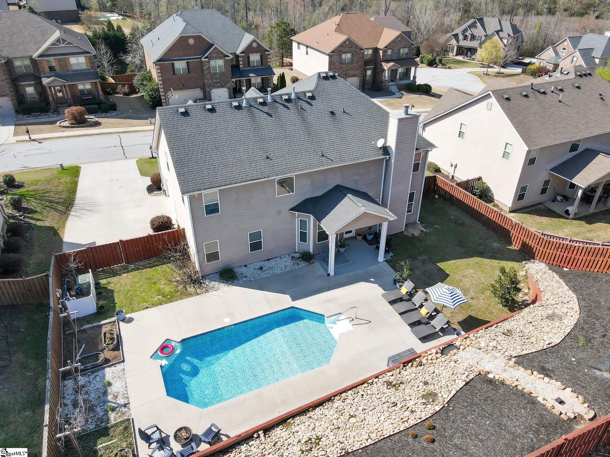209 Tuscany Falls Drive Property Photo 40
