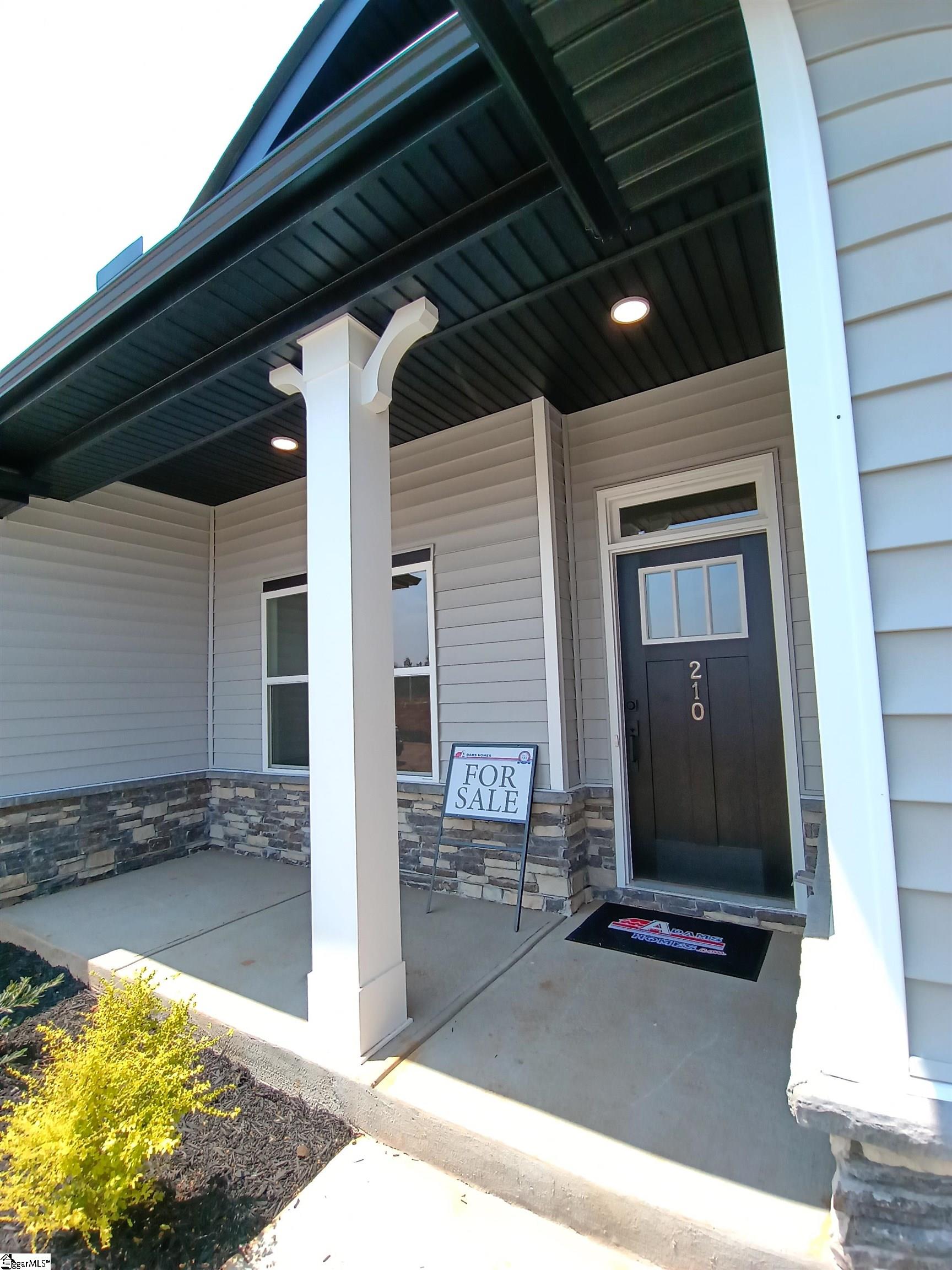 210 Glencliff Way Property Photo 4
