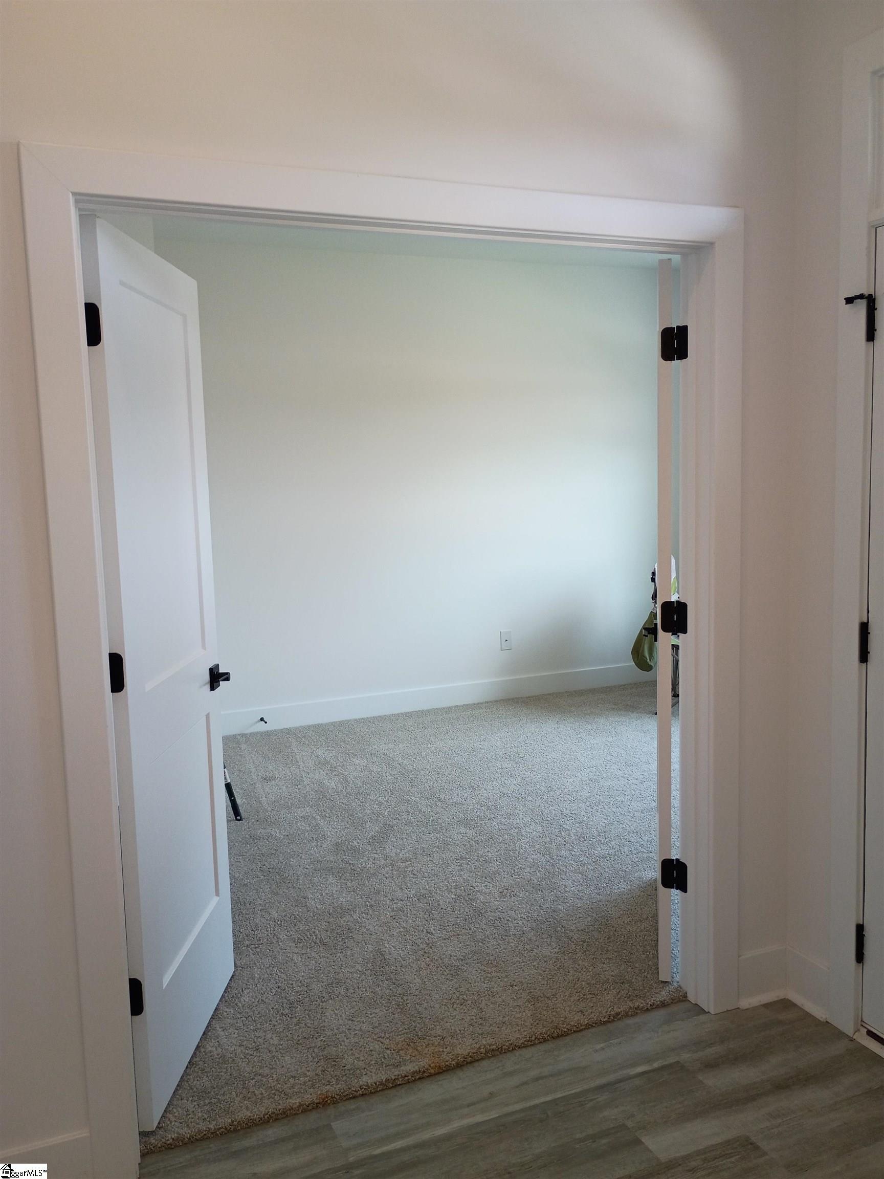 210 Glencliff Way Property Photo 8