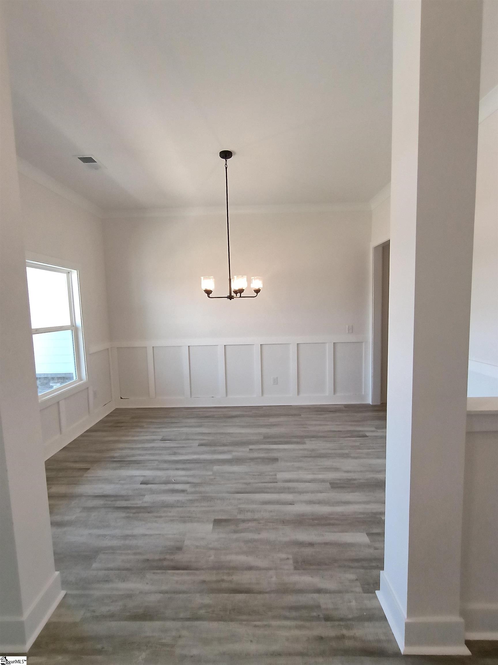 210 Glencliff Way Property Photo 9
