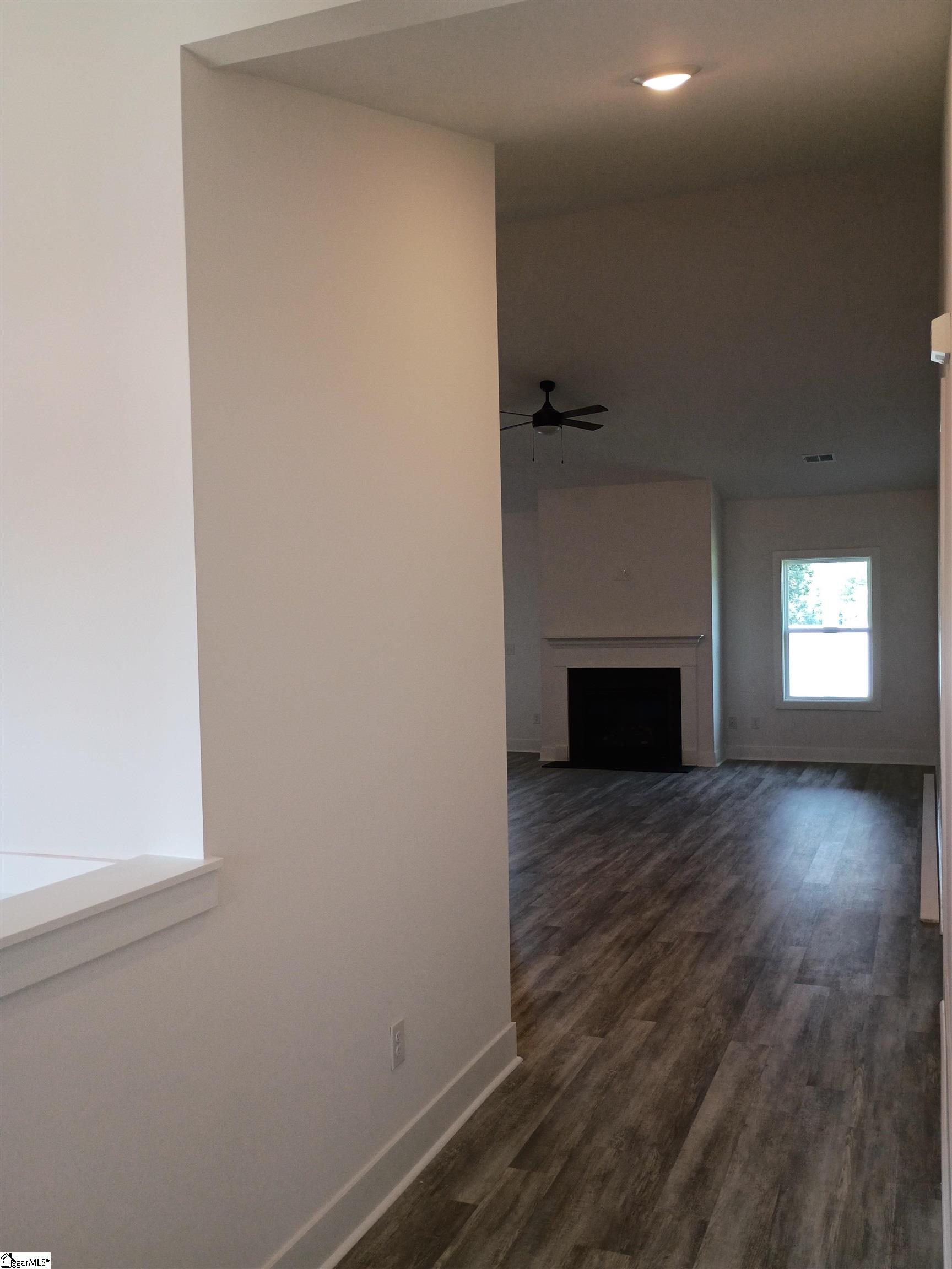 210 Glencliff Way Property Photo 11