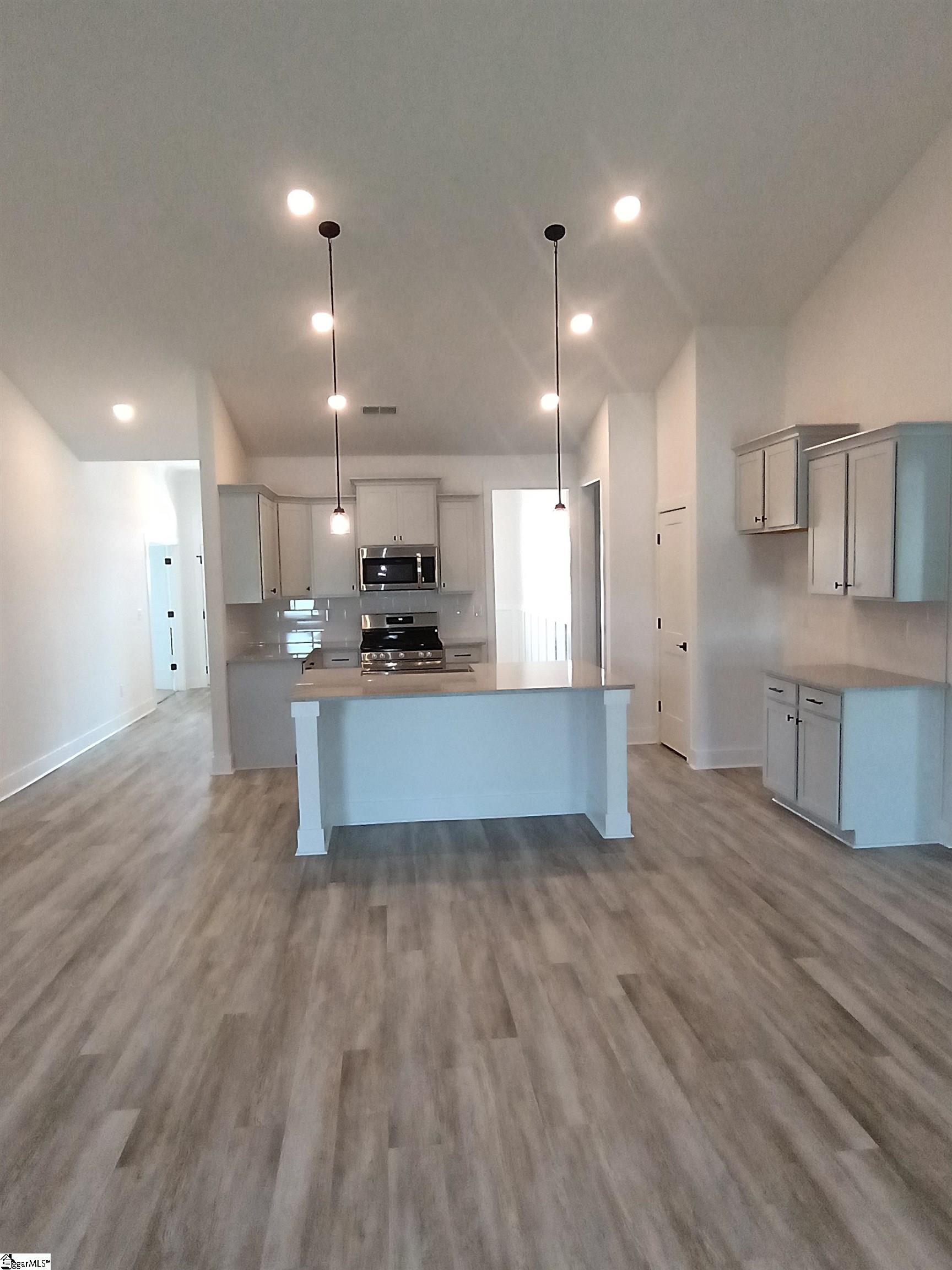 210 Glencliff Way Property Photo 15