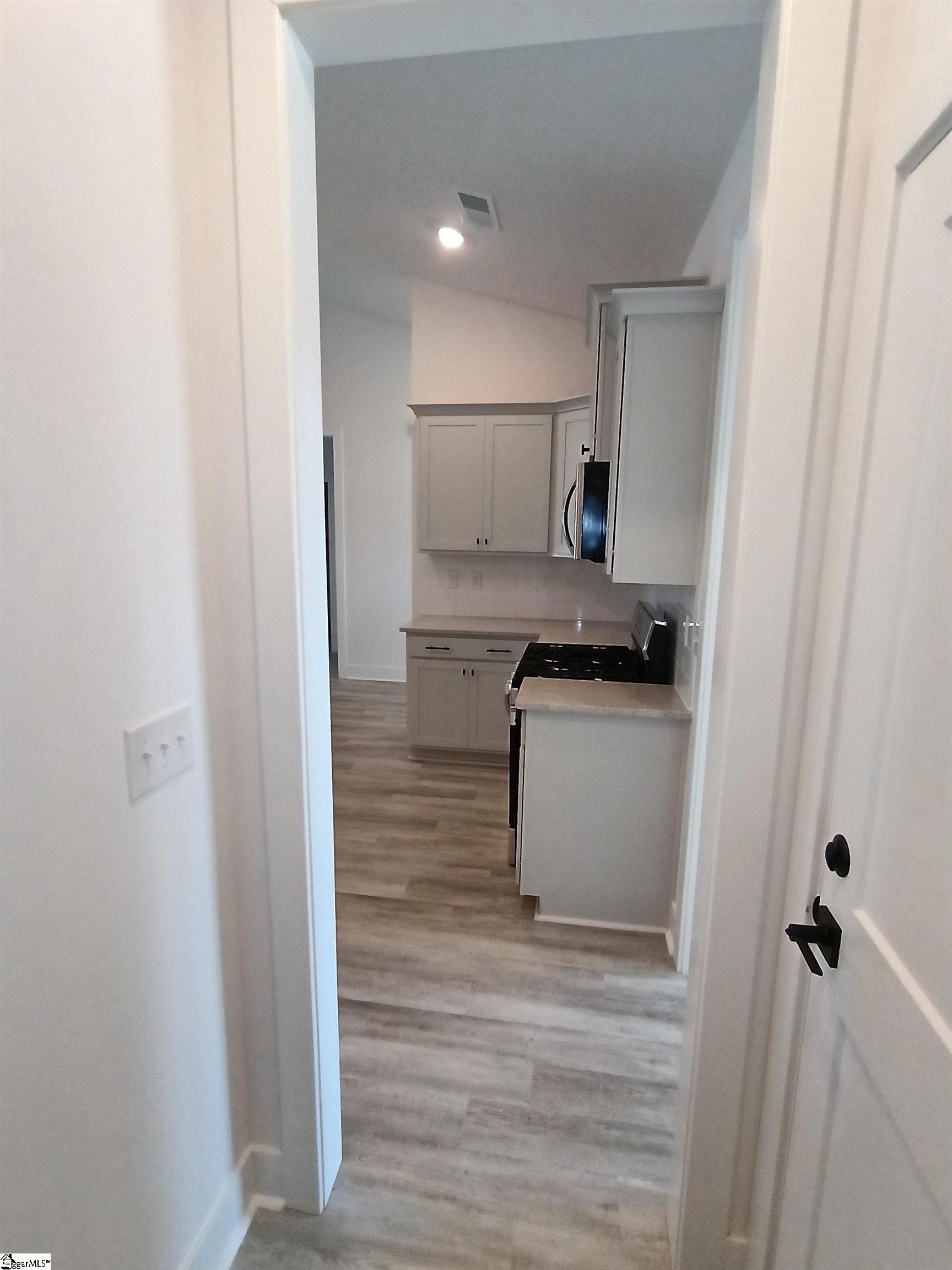 210 Glencliff Way Property Photo 16