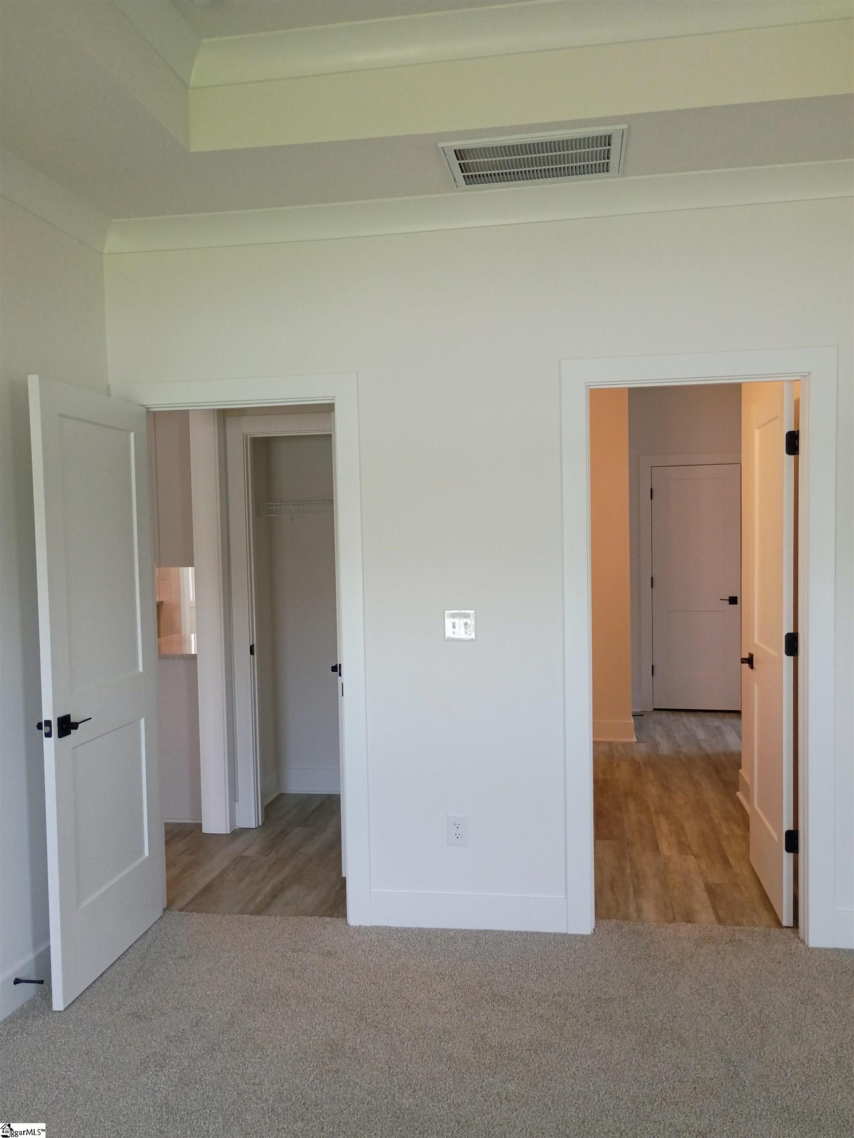 210 Glencliff Way Property Photo 22