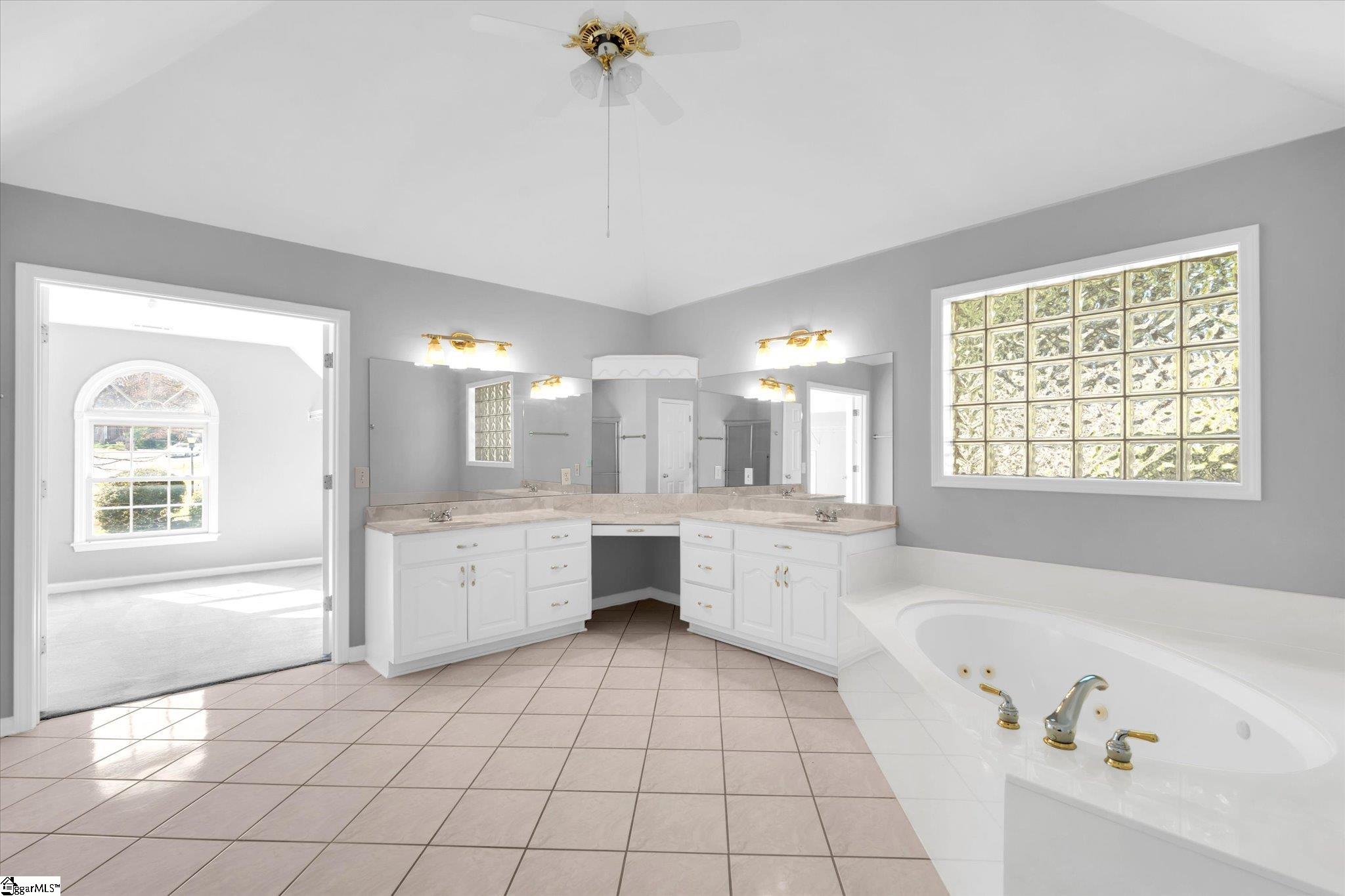 204 Red Maple Way Property Photo 30