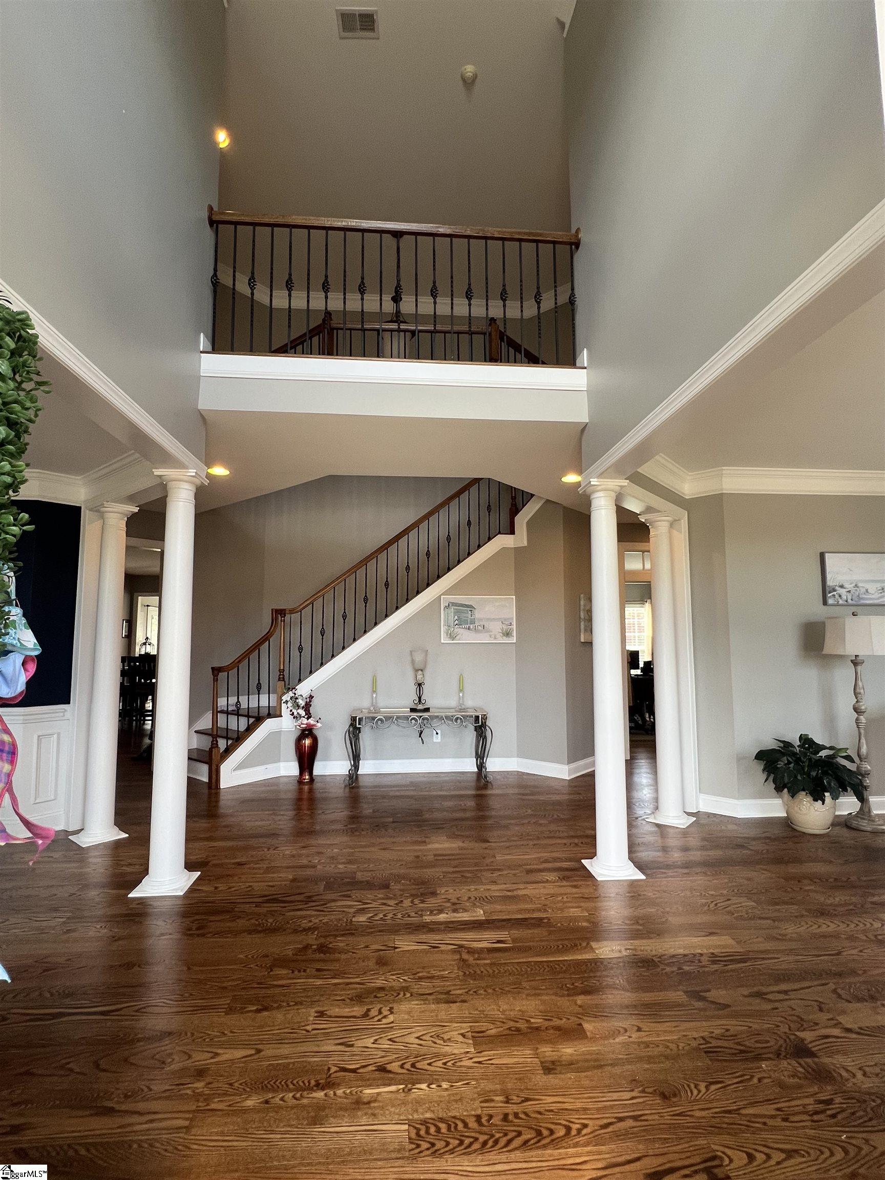 236 Highgrove Court Property Photo 3