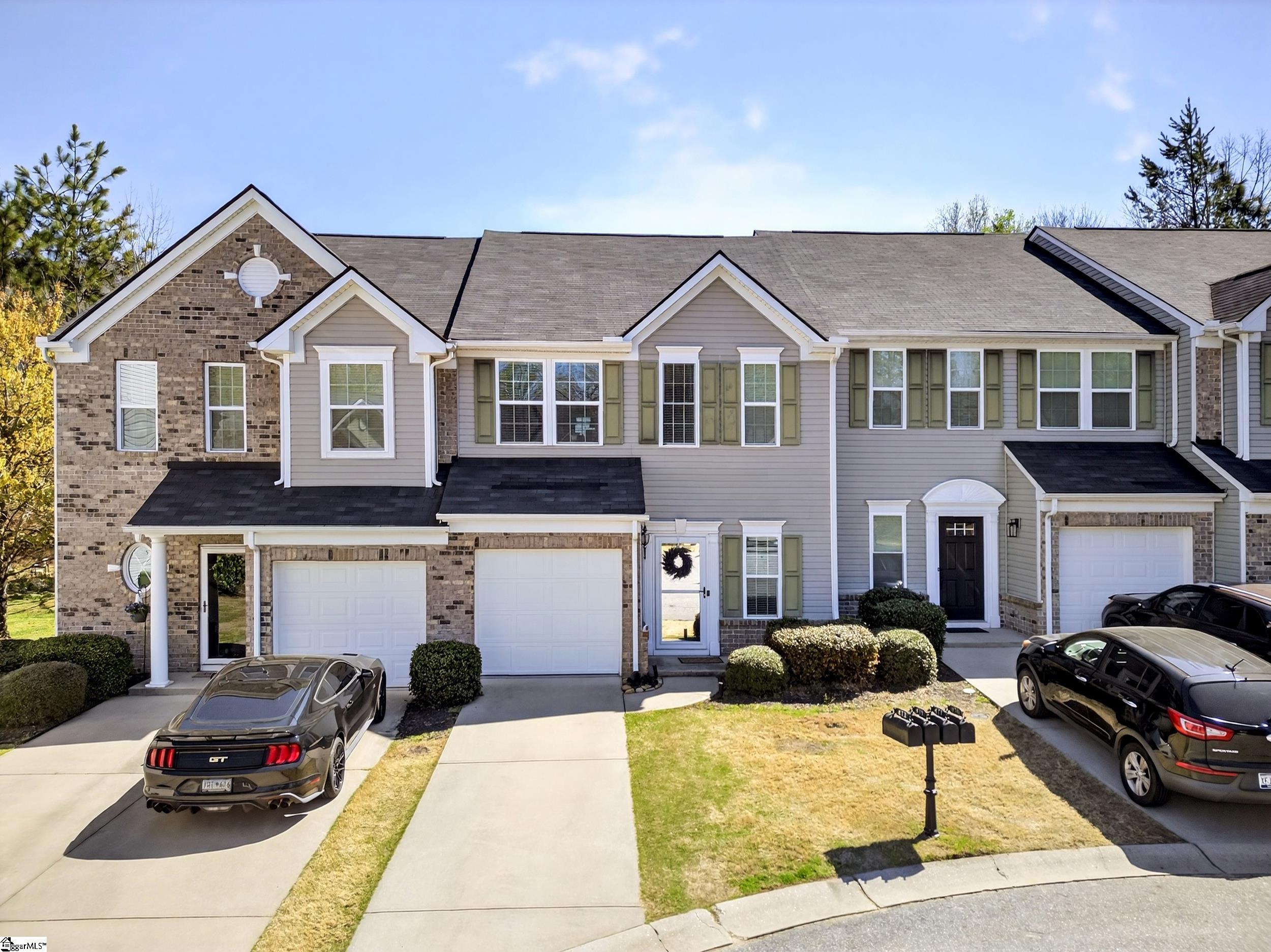 475 Woodbark Court Property Photo 4