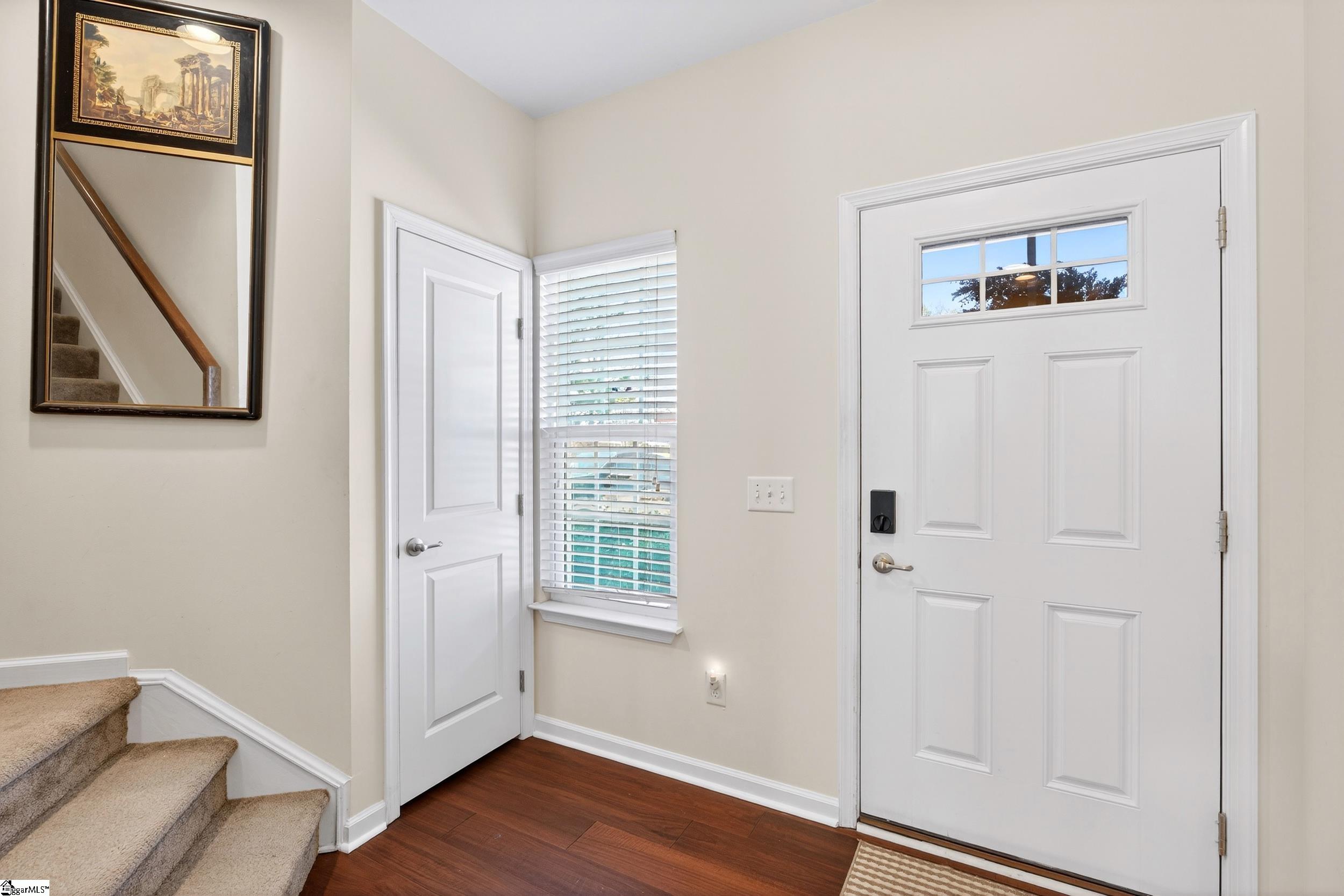 475 Woodbark Court Property Photo 6