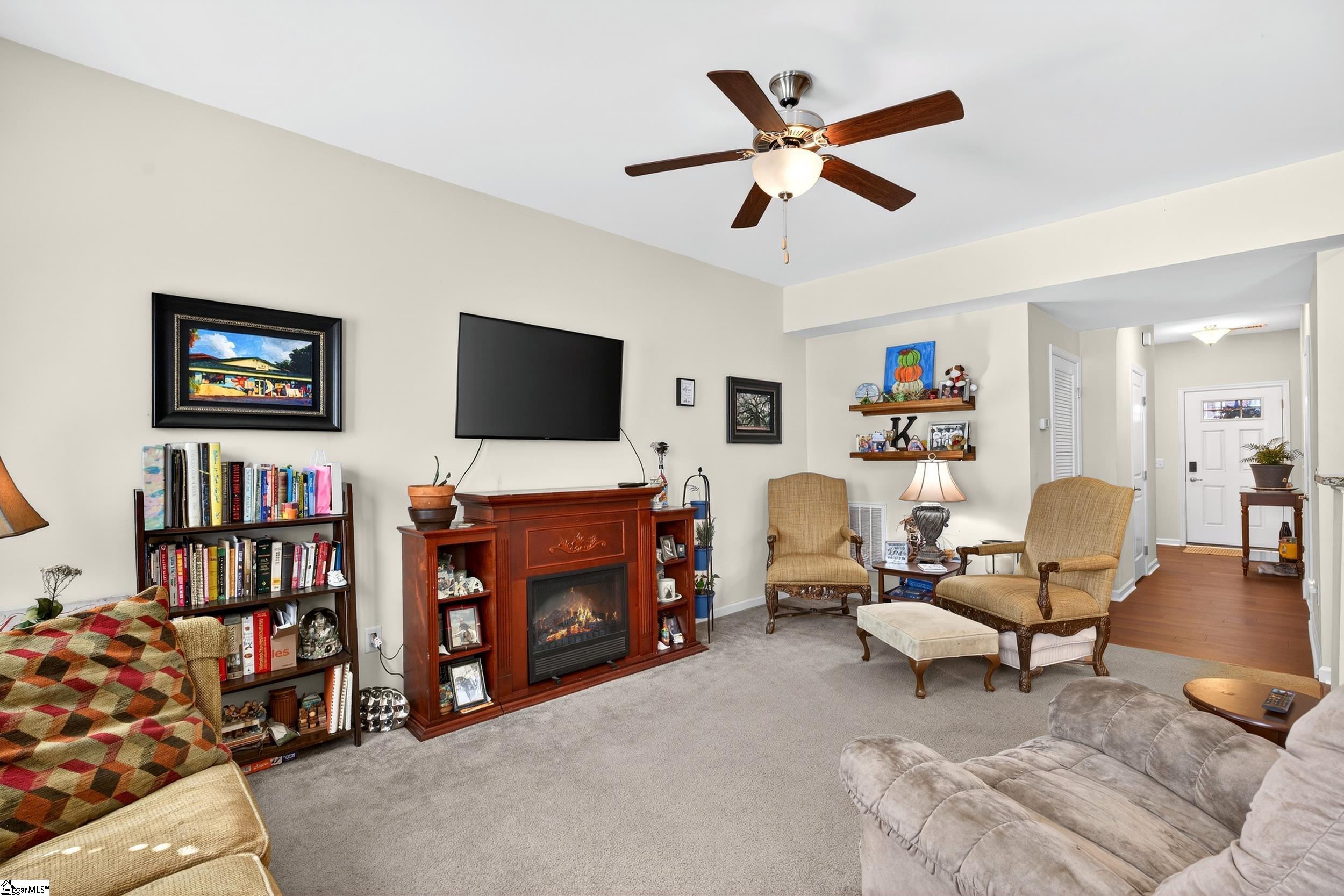 475 Woodbark Court Property Photo 9