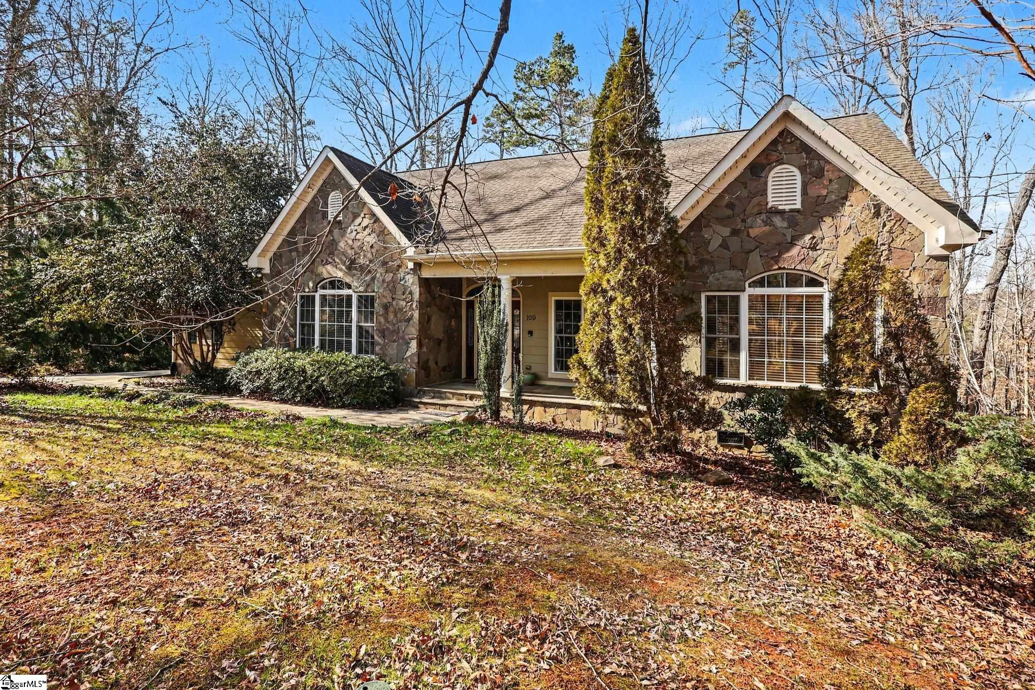 109 Oak Crest Circle Property Photo 15