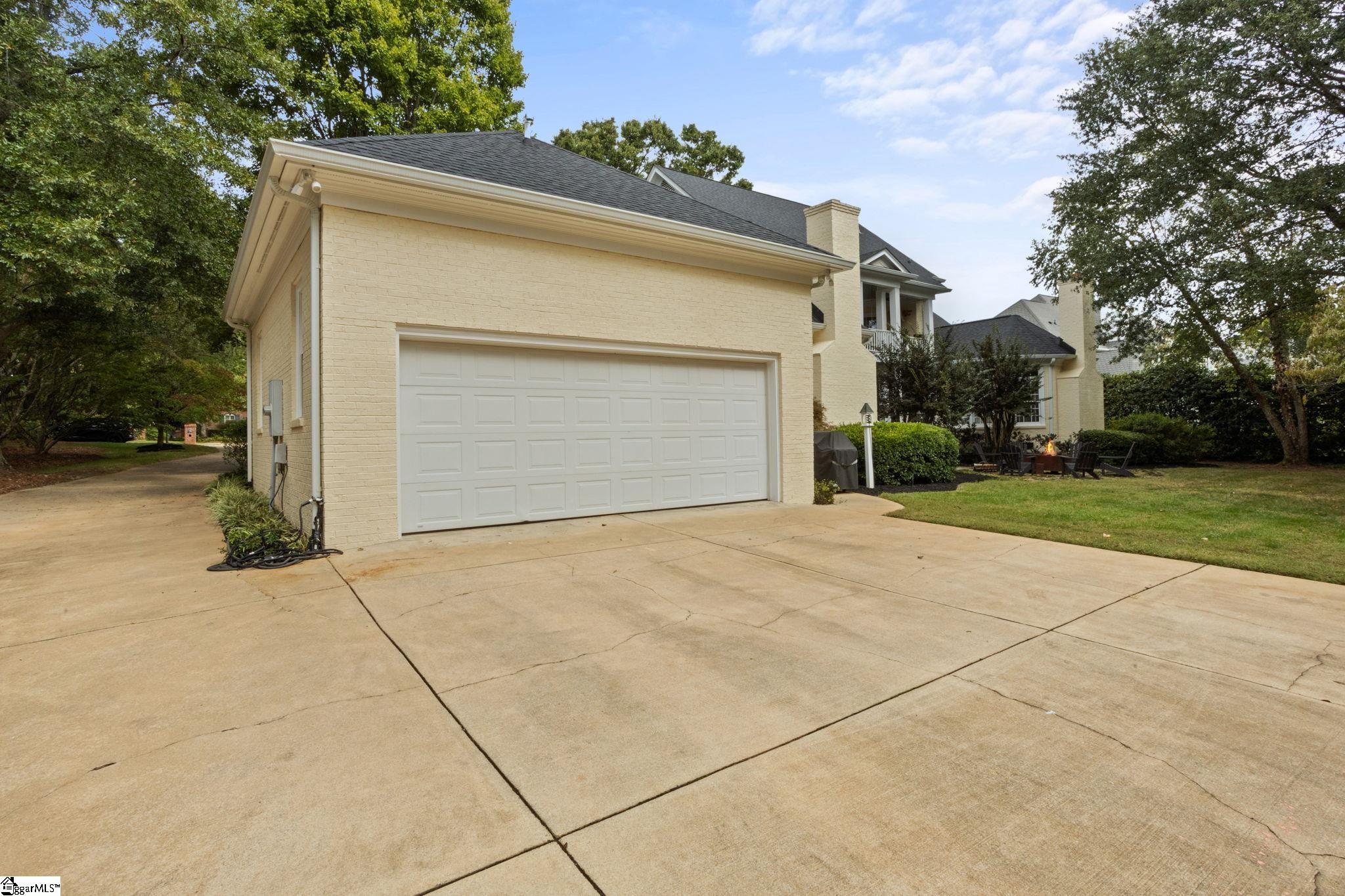 416 Hidden Hills Drive Property Photo 49