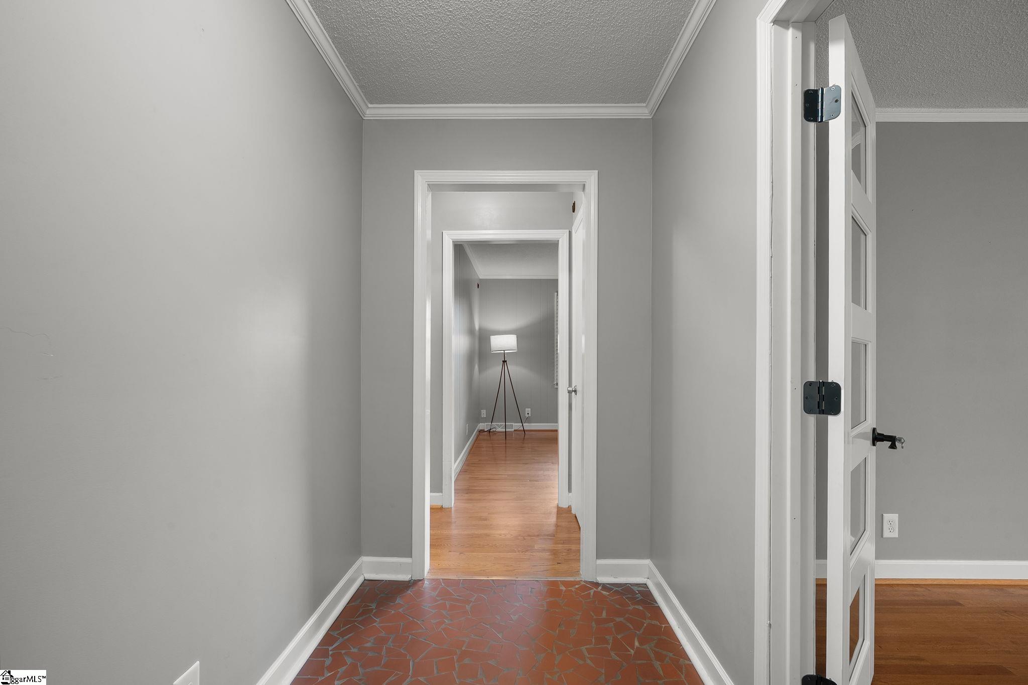 300 N Green Street Property Photo 12